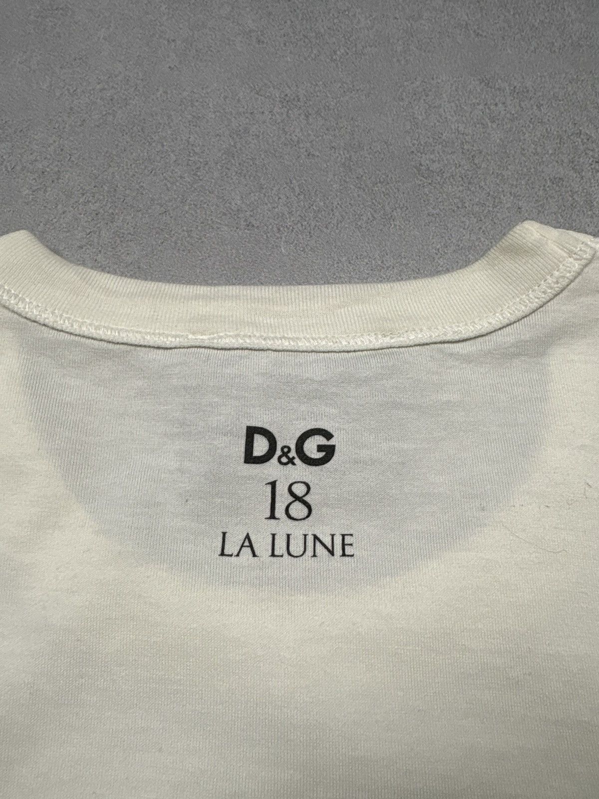 Dolce & Gabbana Vintage Dolce & Gabbana D&G Claudia Schiffer La Lune 18 Tee Size US L / EU 52-54 / 3 - 24 Thumbnail