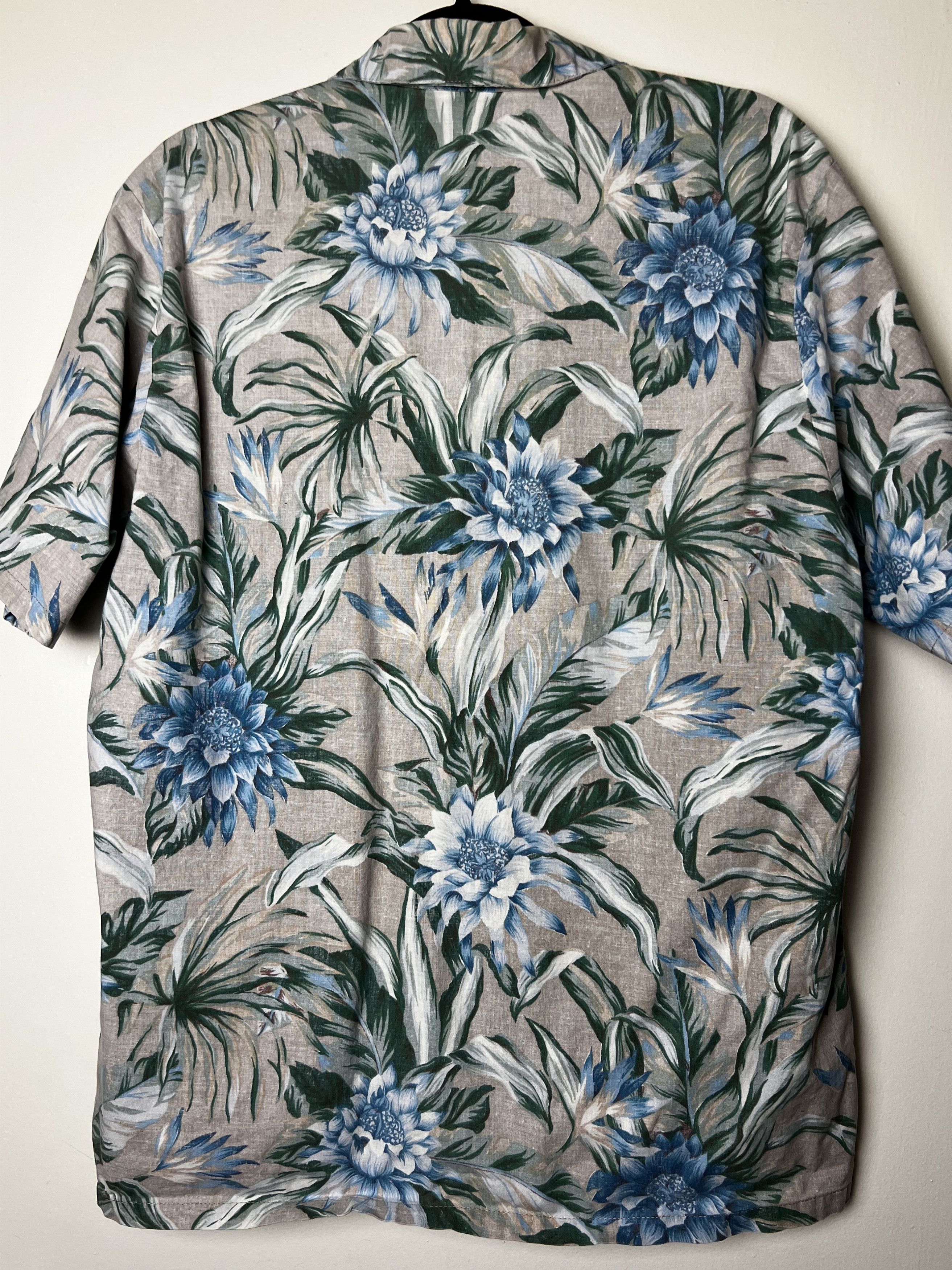 Vintage Vntg 70s Hawaiian Aloha Shirt: Barefoot in Paradise Floral Size US L / EU 52-54 / 3 - 10 Thumbnail