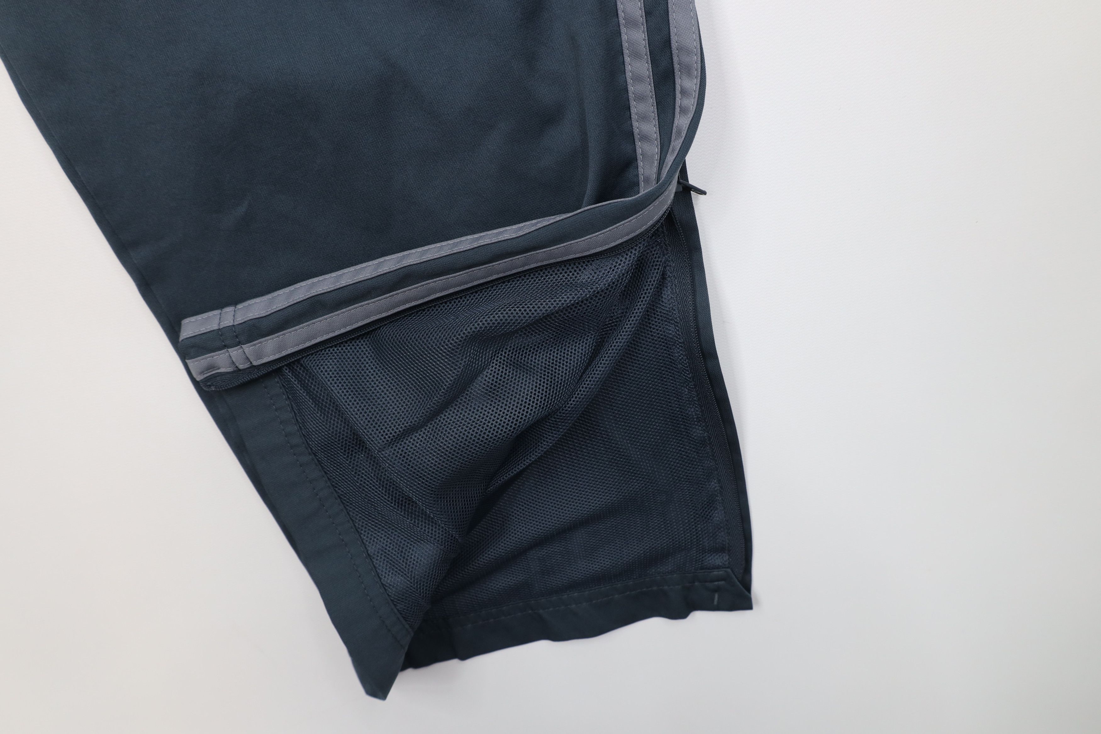 Adidas Vintage Y2K Adidas Striped Lined Wide Leg Windbreaker Pants Size US 36 / EU 52 - 5 Thumbnail