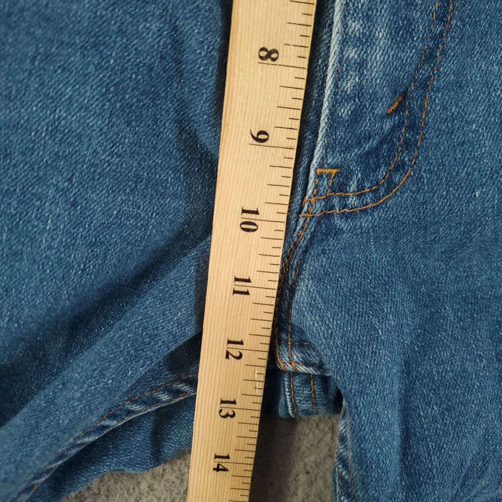 Levi's VINTAGE Levi's Action Jeans Mens 40x32 Blue Distressed 90s Denim 5-Pocket Regular Fit Size US 40 / EU 56 - 4 Thumbnail