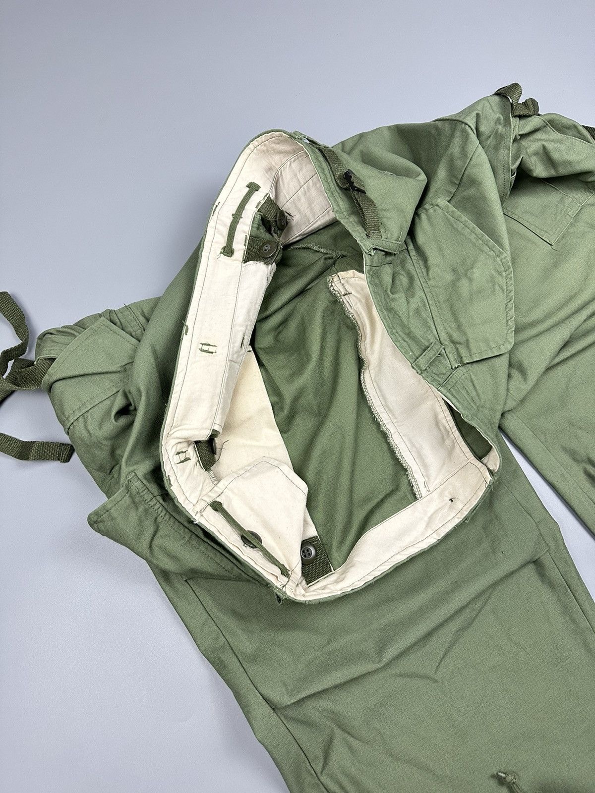 Vintage Vintage Military Baggy Parachute Cargo Pants Size US 44 / EU 60 - 5 Thumbnail