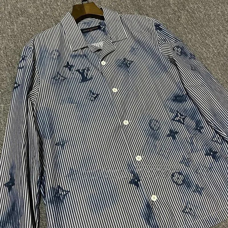Louis Vuitton Louis Vuitton Blue Cotton Men's Shirt . Size US M / EU 48-50 / 2 - 3 Thumbnail