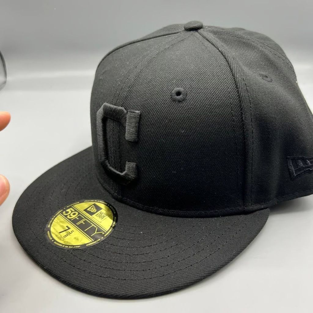New Era Cleveland Indians Guardians Hat Men 7 5/8 Black Fitted Cap Size ONE SIZE - 2 Thumbnail