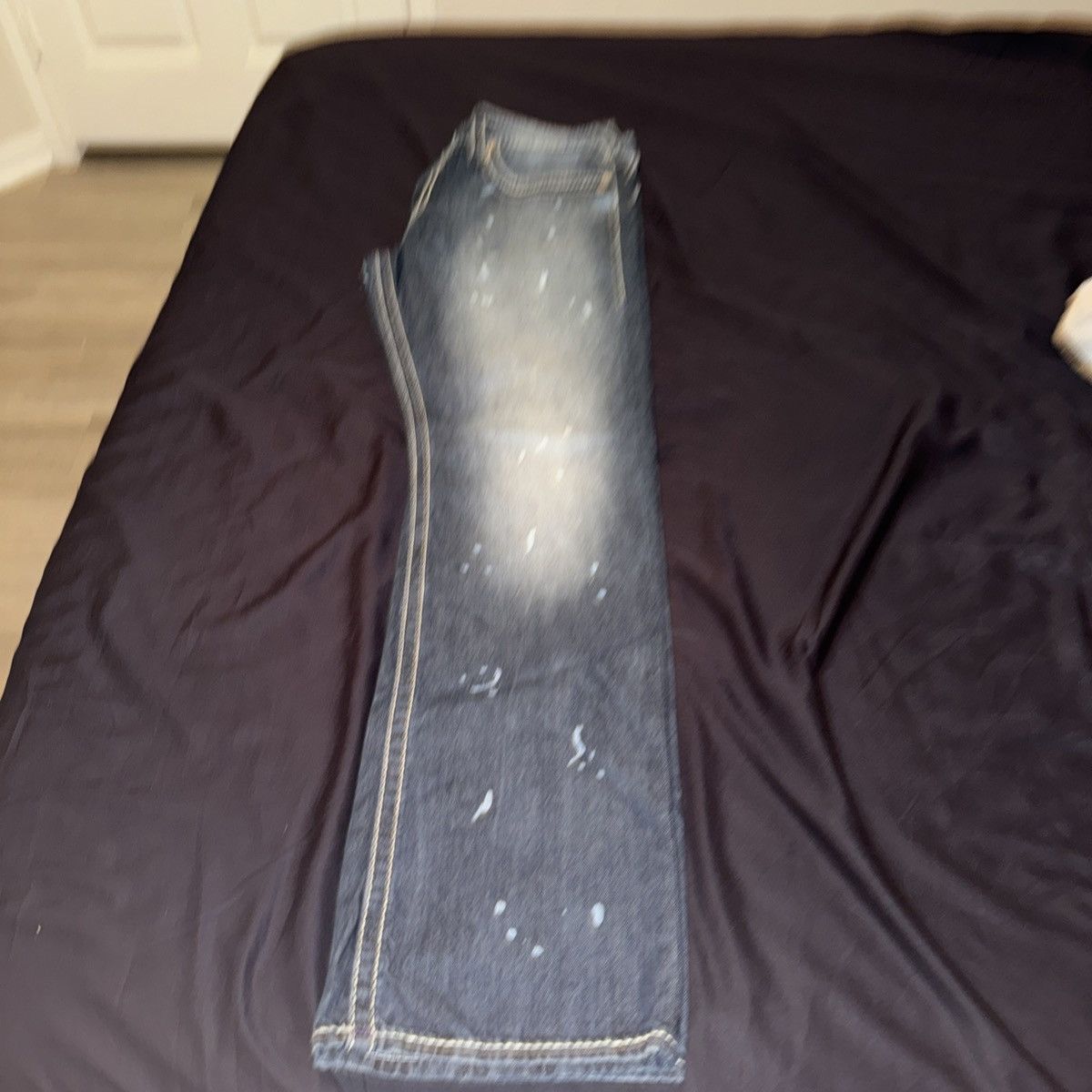 True Religion True Religion Straight Big T Stitch Flap Paint Splatter Size US 34 / EU 50 - 14 Thumbnail
