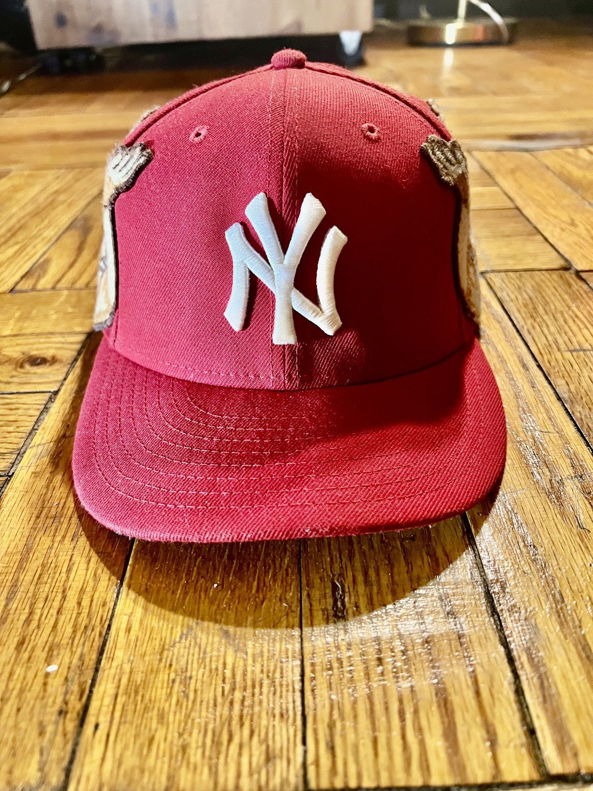 Jon Stan NYC New York Yankees Jon Stan Fitted Size 8 Size ONE SIZE - 1 Thumbnail