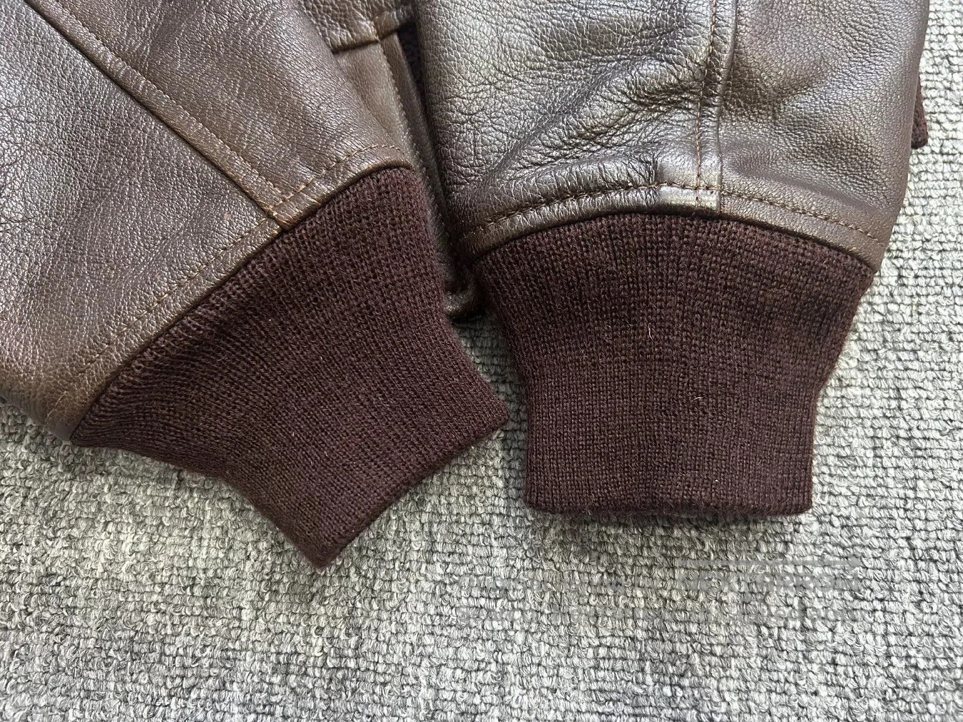 Eastman Leather Clothing brown leather pilot jacket with patches. Size US L / EU 52-54 / 3 - 6 Thumbnail