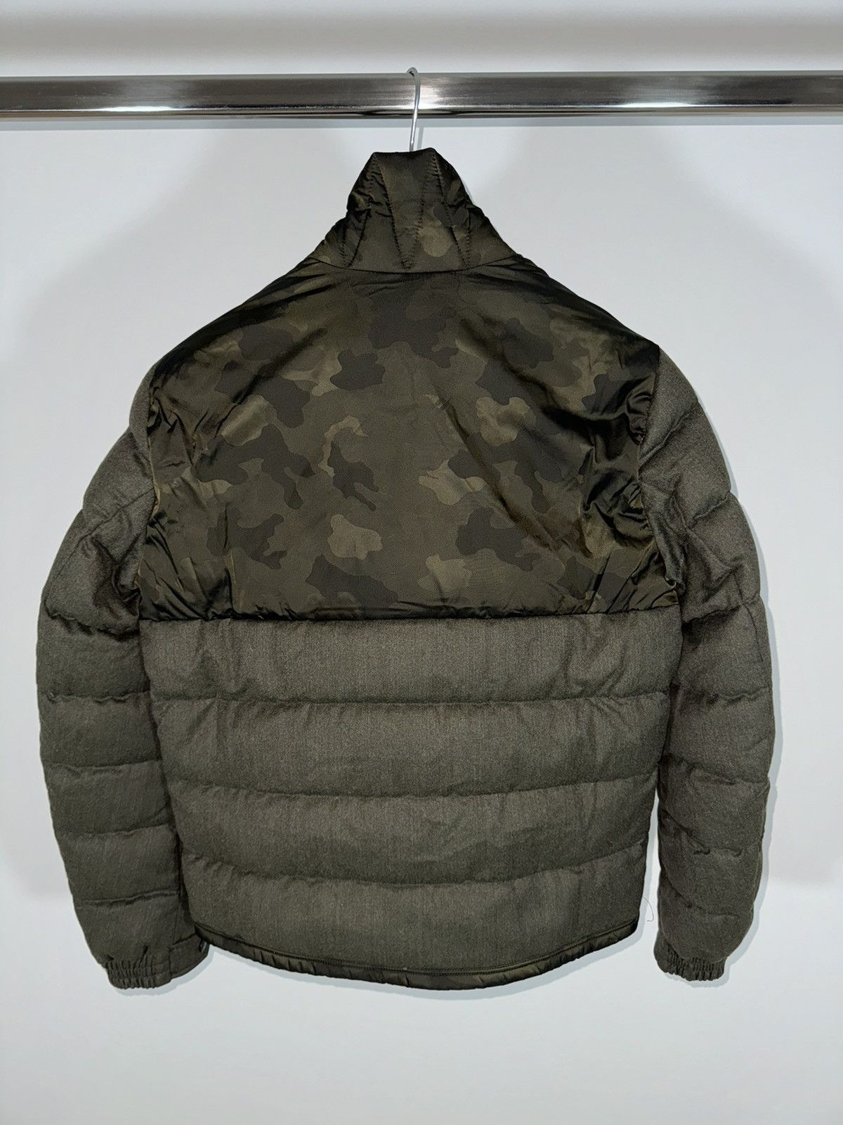 Moncler Moncler jacket Dyens size 2 camo green Size US S / EU 44-46 / 1 - 6 Thumbnail