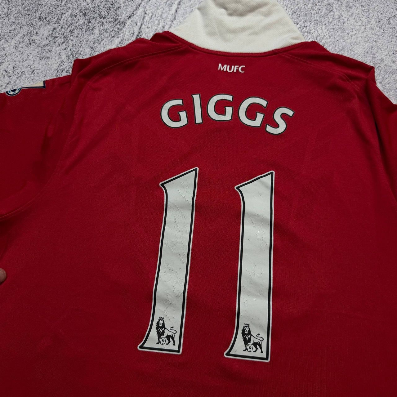 Nike Nike Manchester United 2010/2011 Giggs #11 Football Jersey Size US L / EU 52-54 / 3 - 2 Thumbnail