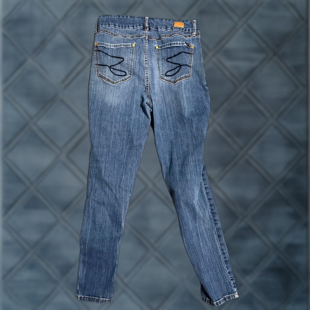 Vintage Seven7 Jeans Women’s 12 Plus Skinny Distress Blue Denim 5-Pocket Tummyless Slim Rise 10 in 31 in Inseam Size 34" / US 12 / IT 48 - 1 Thumbnail