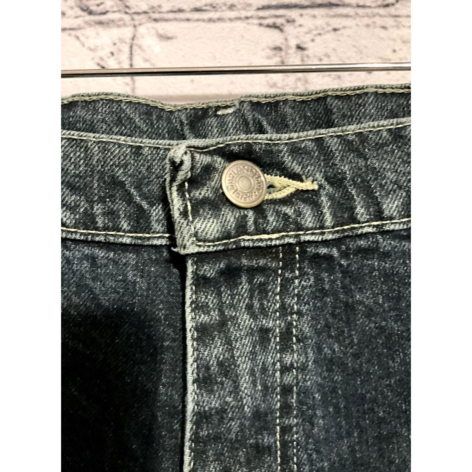 Wrangler Wrangler Denim Shorts Mens 18 Regular XL 30 Dark Blue Button Closure Cotton Blend Casual Denim Shorts Mens Size US 30 / EU 46 - 4 Thumbnail