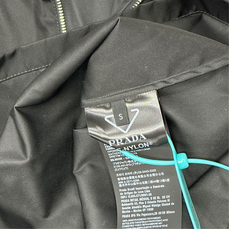 Prada PRADA Black Long Sleeve Jacket with Logo Badge-2506 Size US S / EU 44-46 / 1 - 3 Thumbnail