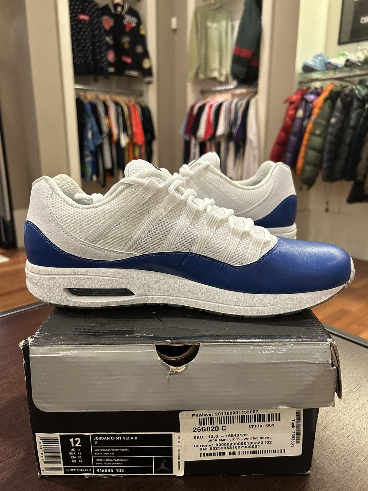 Jordan Brand Jordan CMFT Vis Air Size US 12 / EU 45 - 4 Thumbnail