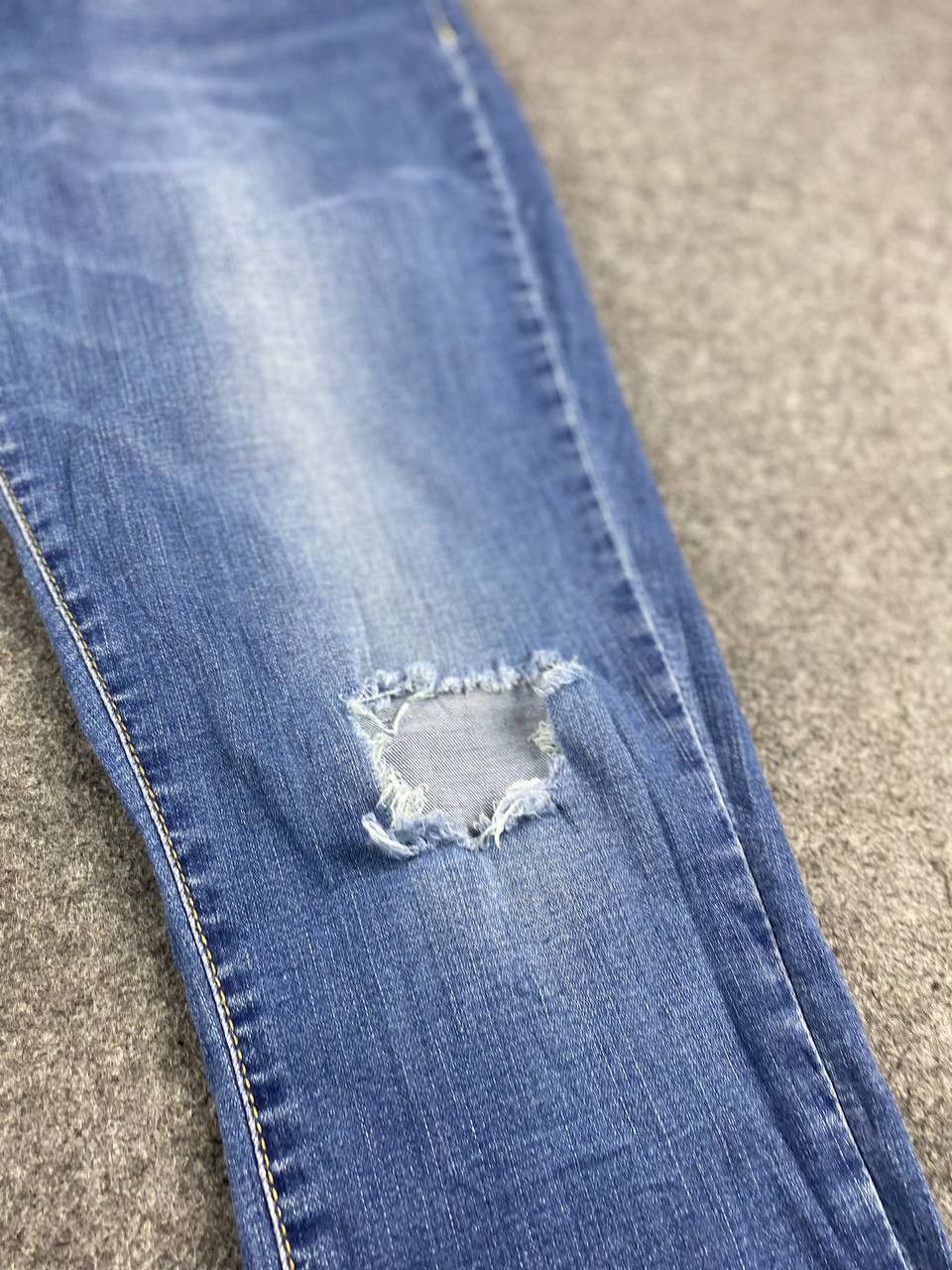 Levi's levis signature low rise jeggings distressed denim Size 37" - 13 Thumbnail