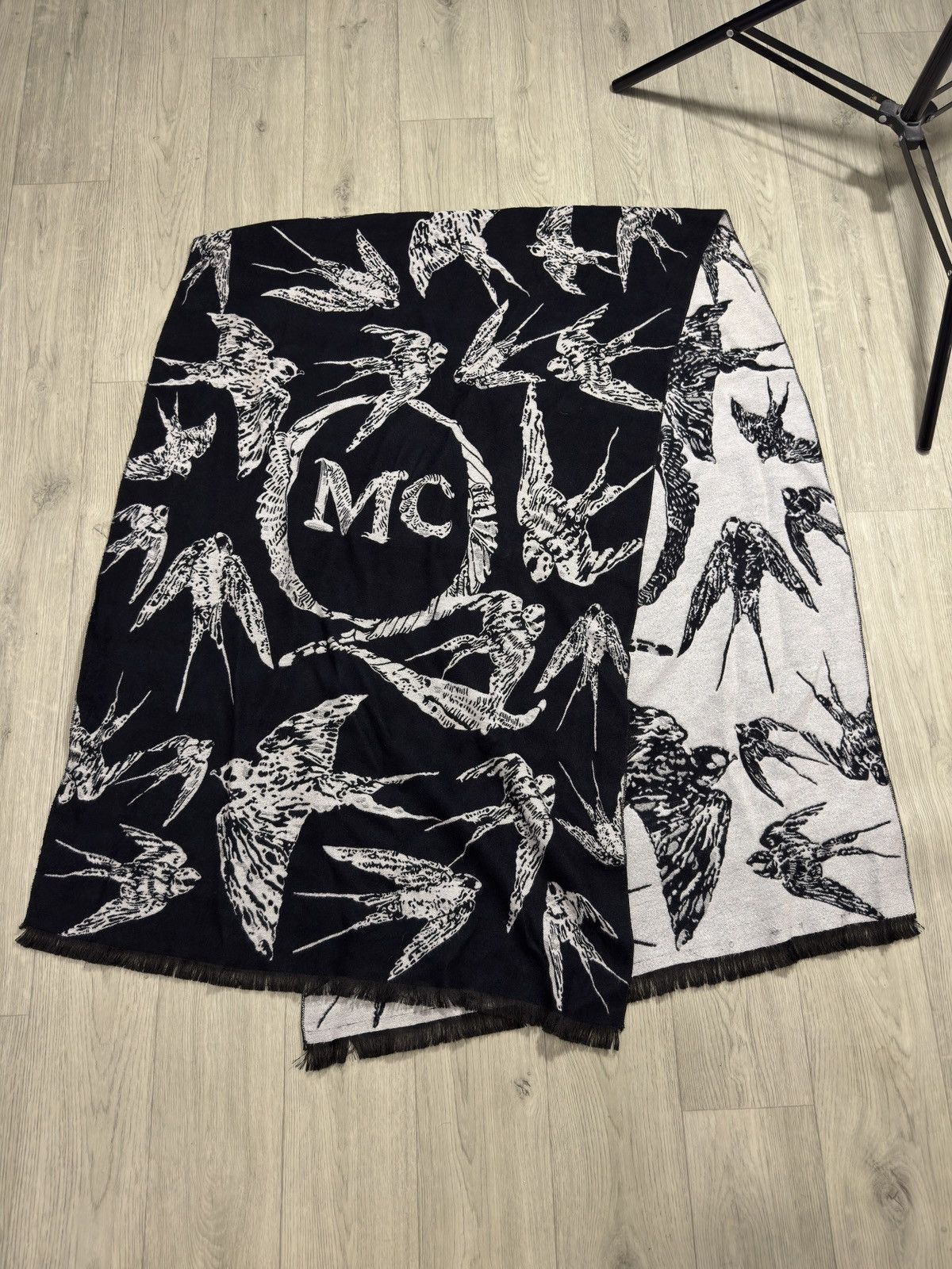 Alexander McQueen Alexander Mcqueen Reversible Wool Scarf Size ONE SIZE - 1 Thumbnail