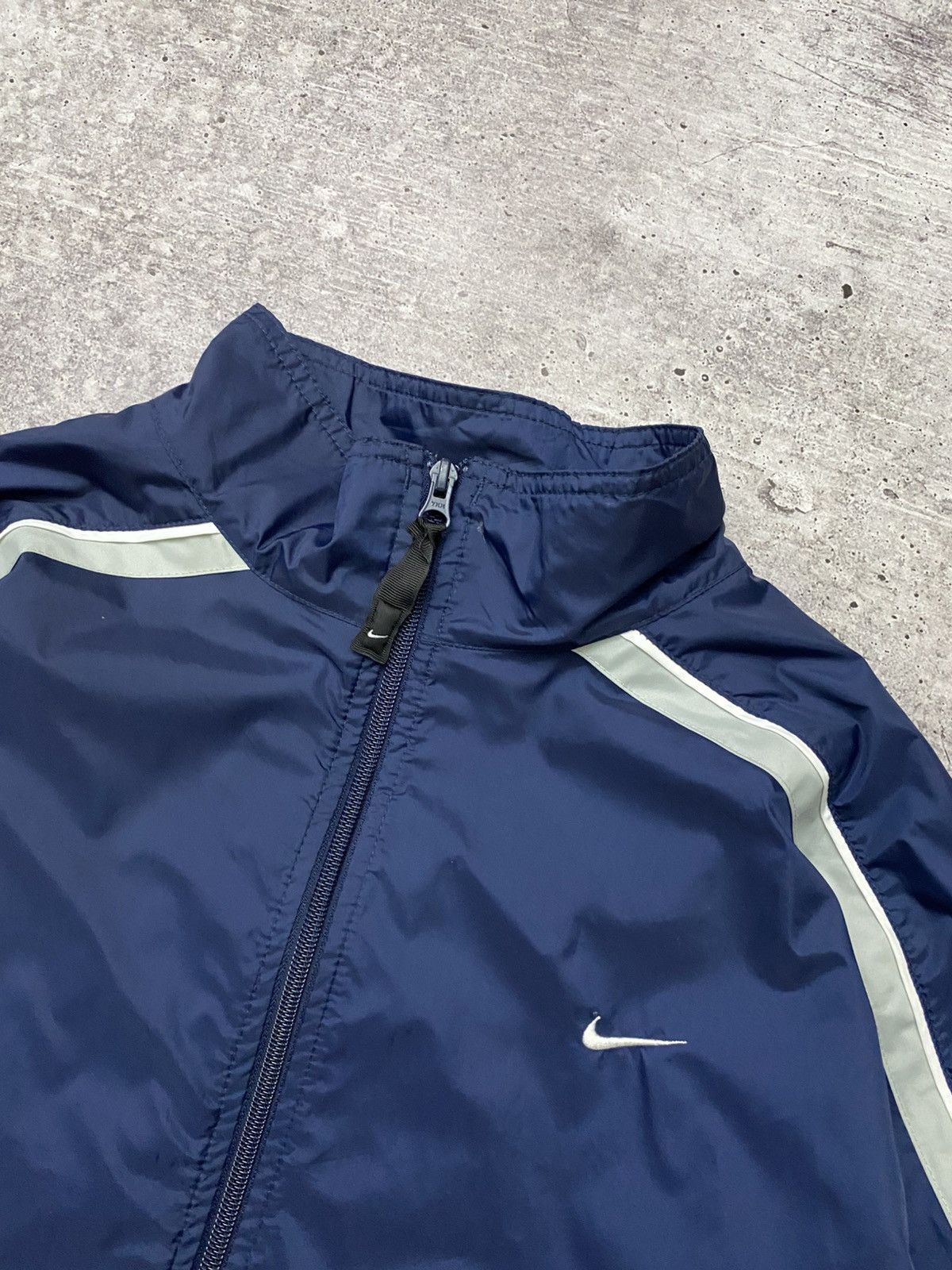 Nike × Vintage 90’s Vintage Nylon Stripe Jacket Size US L / EU 52-54 / 3 - 7 Thumbnail