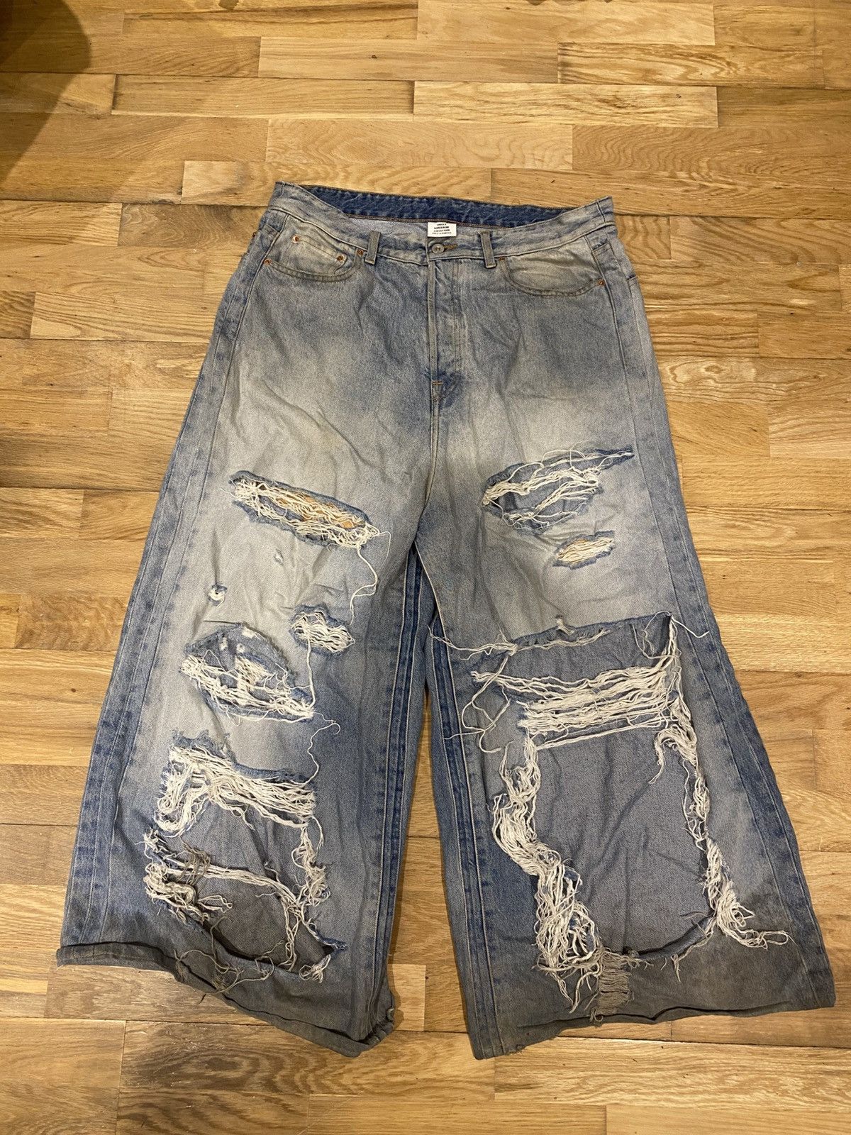 Vetements SS23 vetements distressed destroyed baggy jeans | Grailed