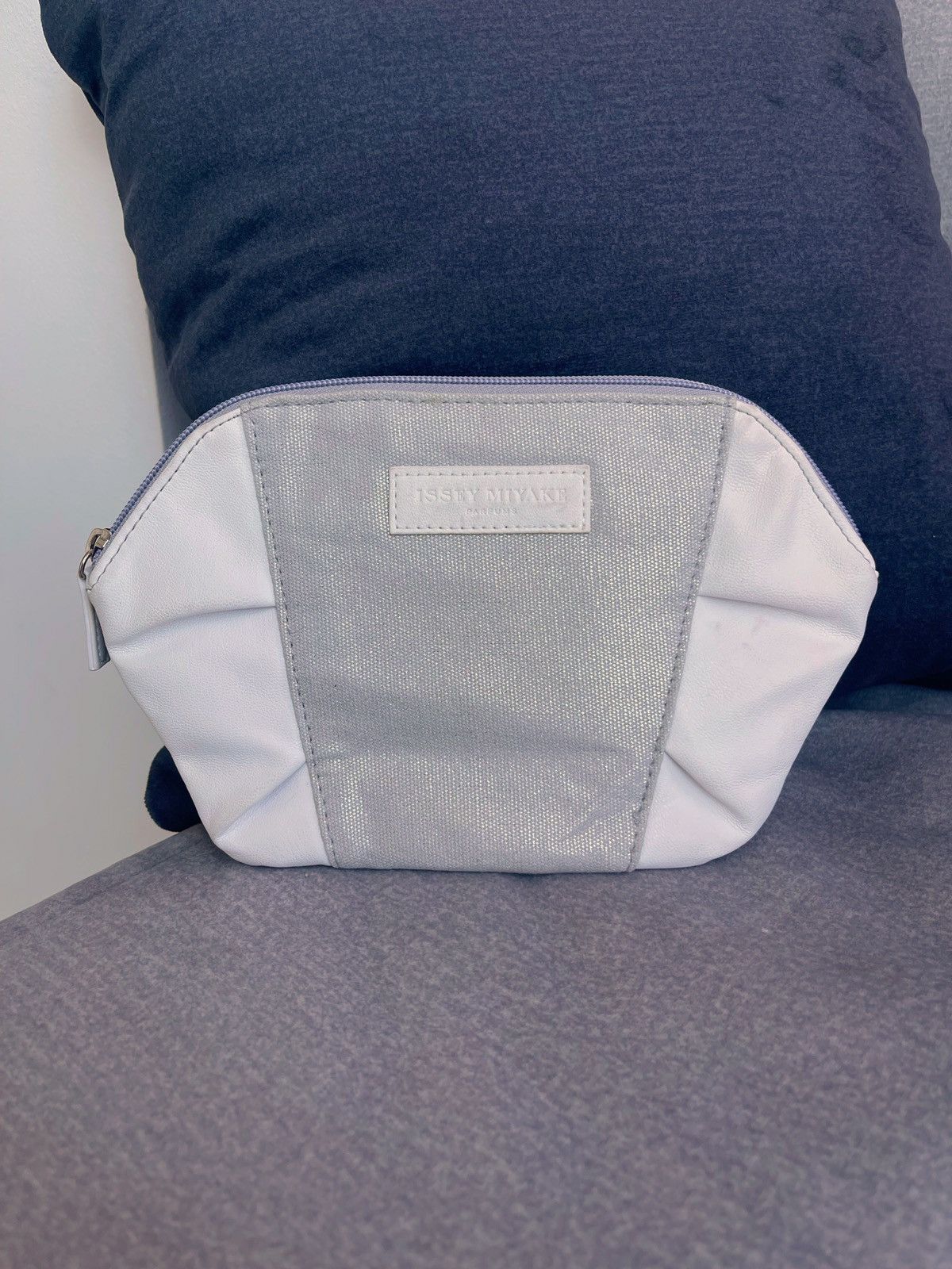 Issey Miyake Issey Miyake Cosmetic Bag Size ONE SIZE - 1 Thumbnail