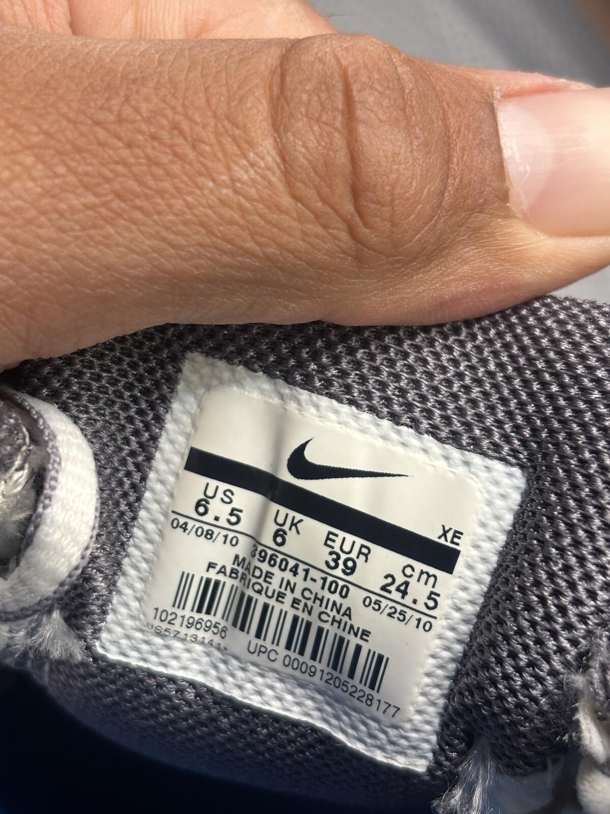 Nike Nike blue Pegasus’s running shoes GS Size US 6.5 / EU 39-40 - 6 Thumbnail