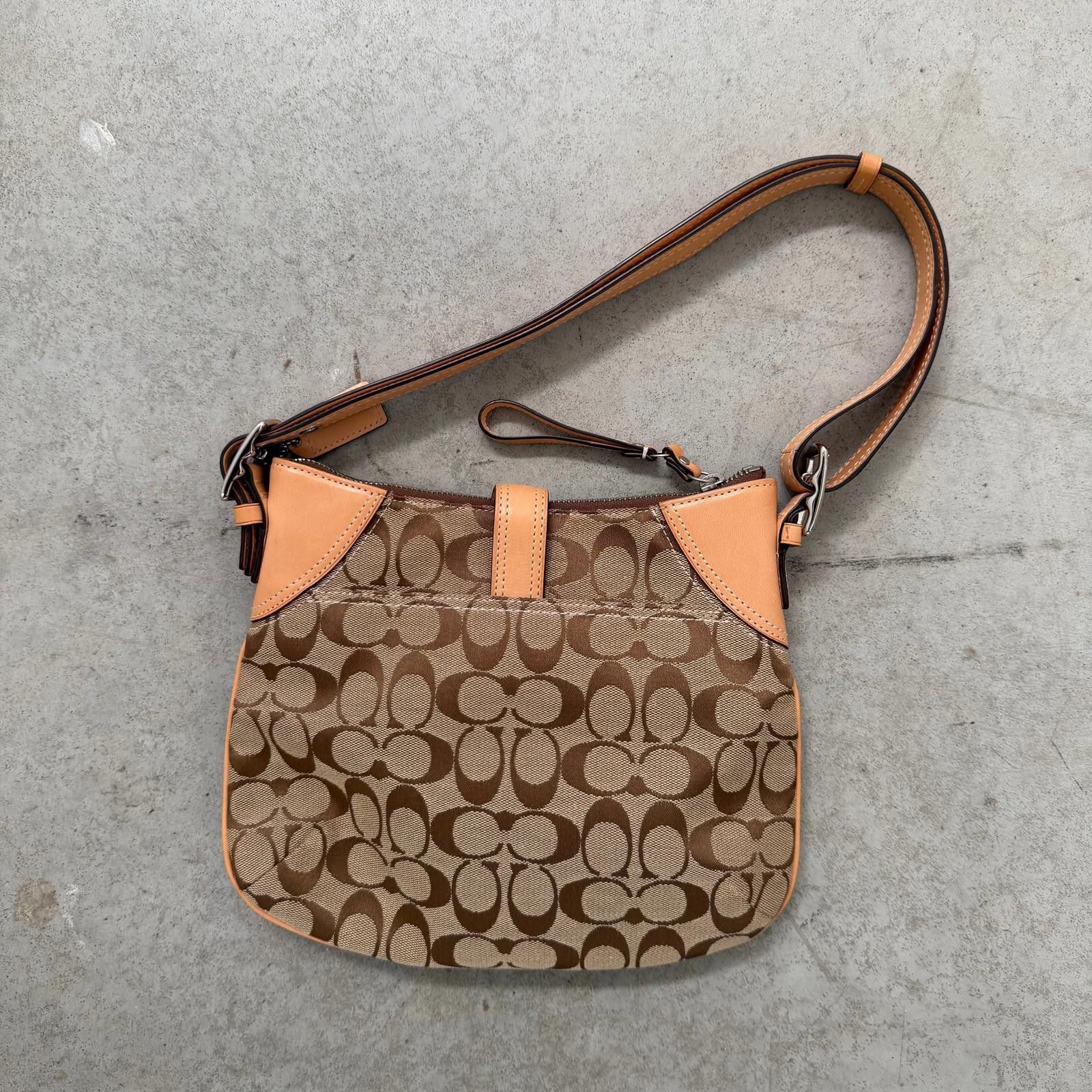 Coach Coach 2Way Signature Soho Clip Shoulder Bag Beige/Brown Size ONE SIZE - 4 Thumbnail