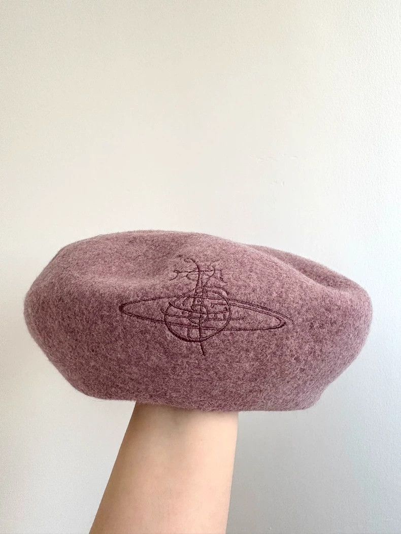 Vivienne Westwood Vivienne Westwood Old pink Saturn beret with plums Size ONE SIZE - 1 Thumbnail