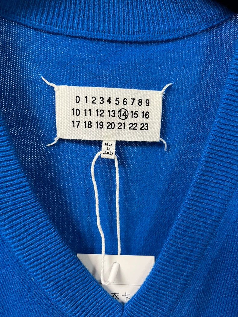 Maison Margiela Maison Margiela Blue V-neck sweater Size US L / EU 52-54 / 3 - 3 Thumbnail
