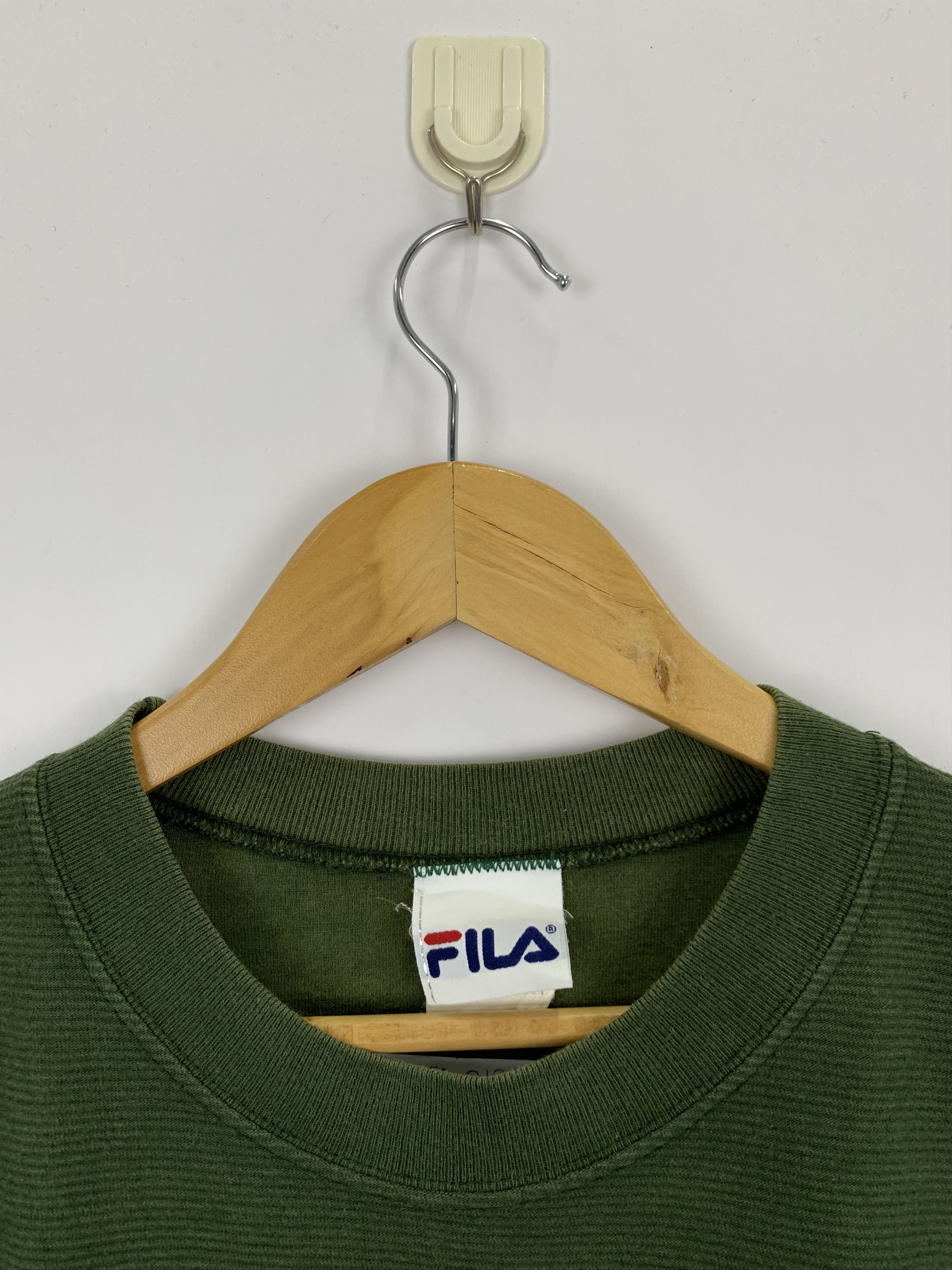 Fila Vintage Sun Faded Fila Big Logo Tee TA0121 Size US L / EU 52-54 / 3 - 9 Thumbnail