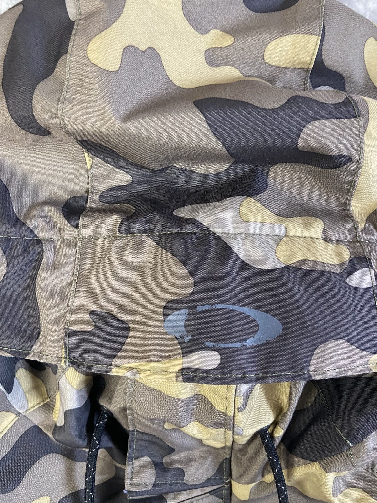 Oakley Oakley Regiment Camo Snowboard Jacket/ Ski Parka Size US S / EU 44-46 / 1 - 7 Thumbnail