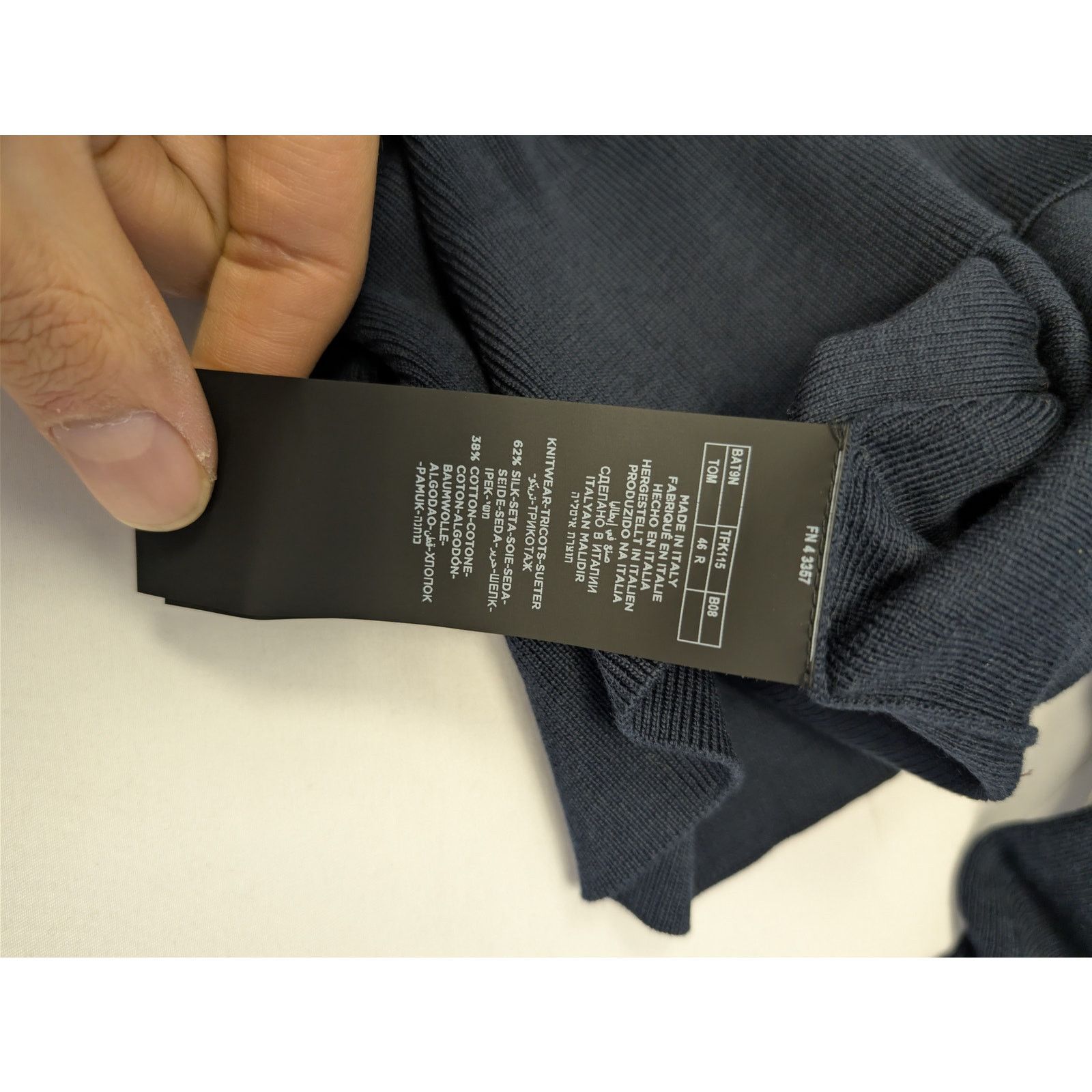 Tom Ford o1rshd1 Henley Shirt in Navy Blue Size US S / EU 44-46 / 1 - 18 Thumbnail
