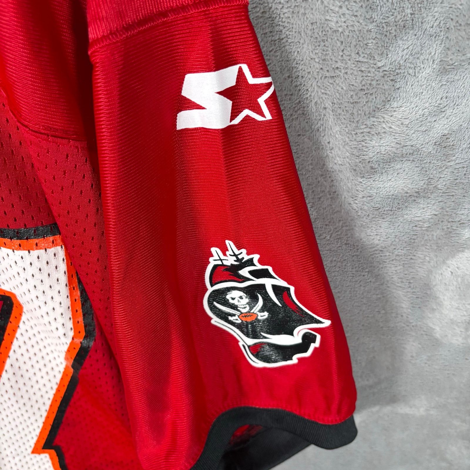 Starter Vintage Starter Tampa Bay Buccaneers John Lynch #47 Size US L / EU 52-54 / 3 - 4 Thumbnail