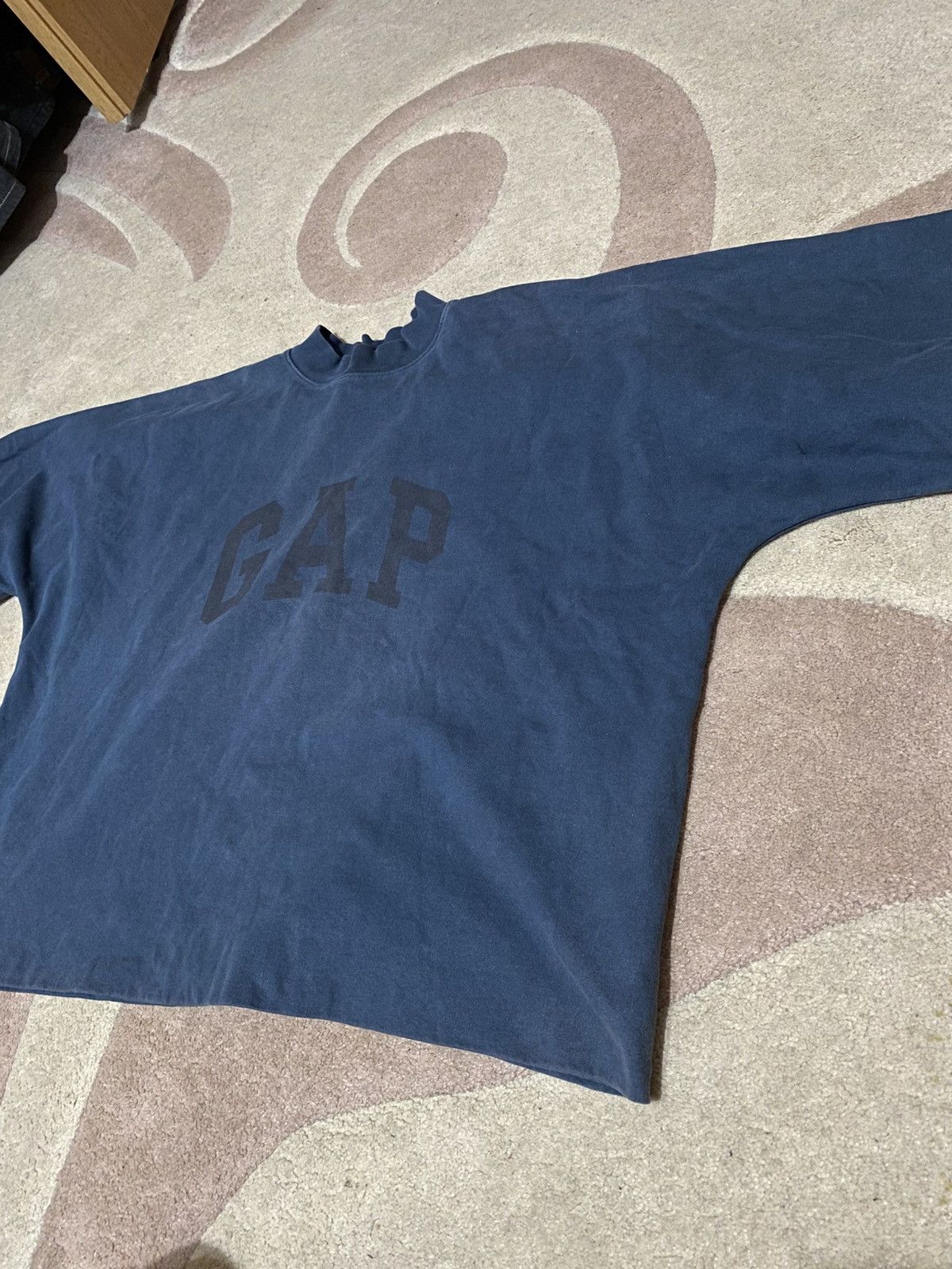 Balenciaga × Gap × Yeezy Balenciaga Yeezy Yzy Gap Cropped NoSeam Dove Tee Size US M / EU 48-50 / 2 - 8 Thumbnail