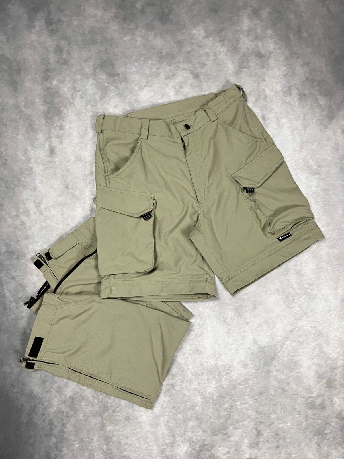 Haglofs Haglofs Wmn Hiking Cargo Transformer Pants + Shorts Sz M Size 32" / US 10 / IT 46 - 2 Thumbnail