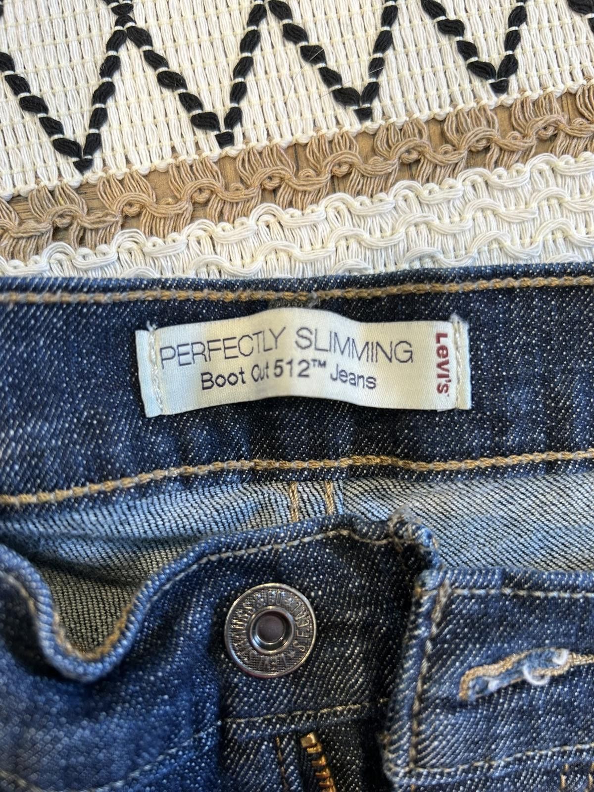 Levi's Levi's Perfectly Slimming Boot Cut 512™ Jeans Size 34" / US 12 / IT 48 - 3 Thumbnail