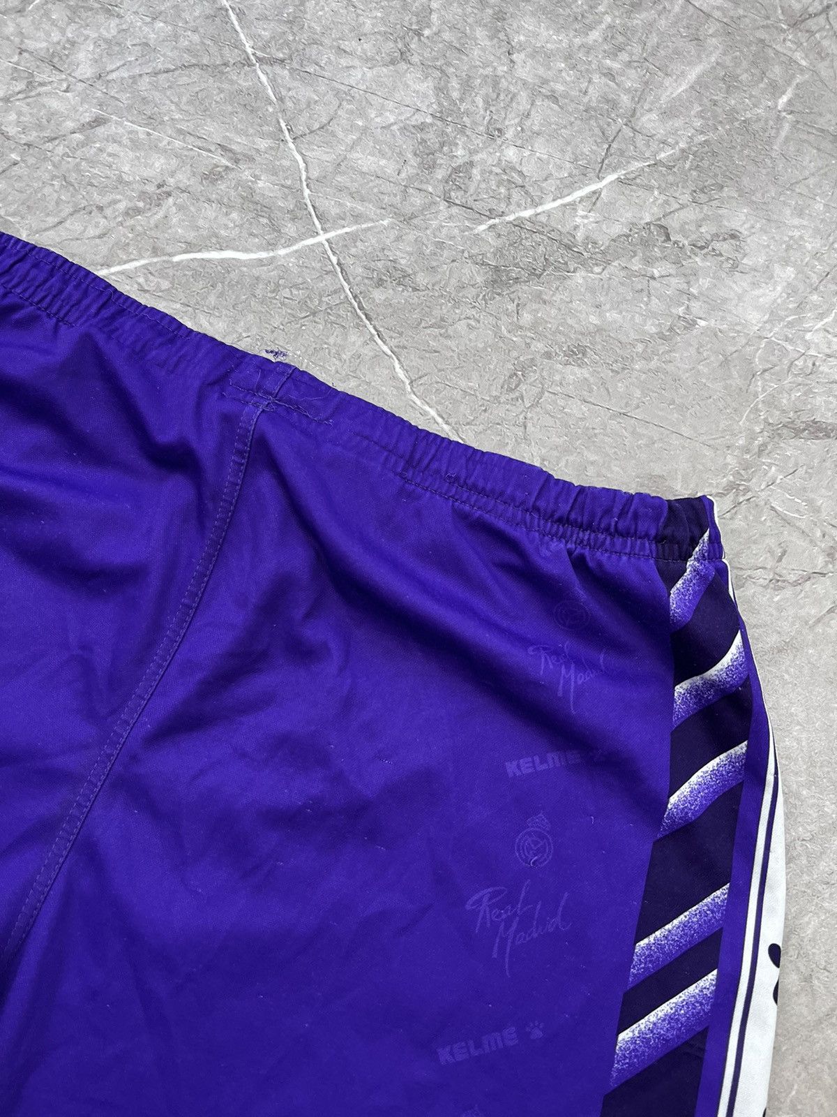Adidas × Vintage Vintage 90s FC Real Madrid shorts blokcore y2k drill kelme Size US 32 / EU 48 - 10 Thumbnail