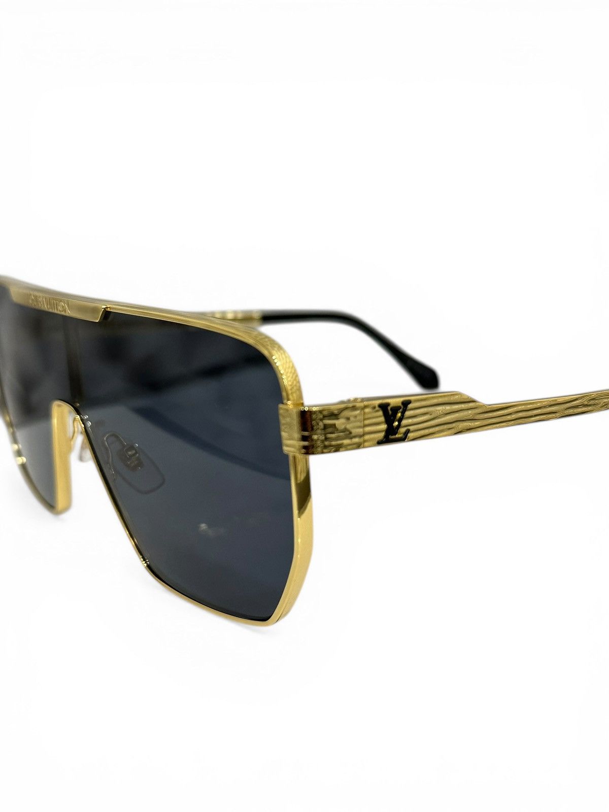 Louis Vuitton Louis Vuitton LV Sky Mask Sunglasses 'Black Size ONE SIZE - 4 Thumbnail