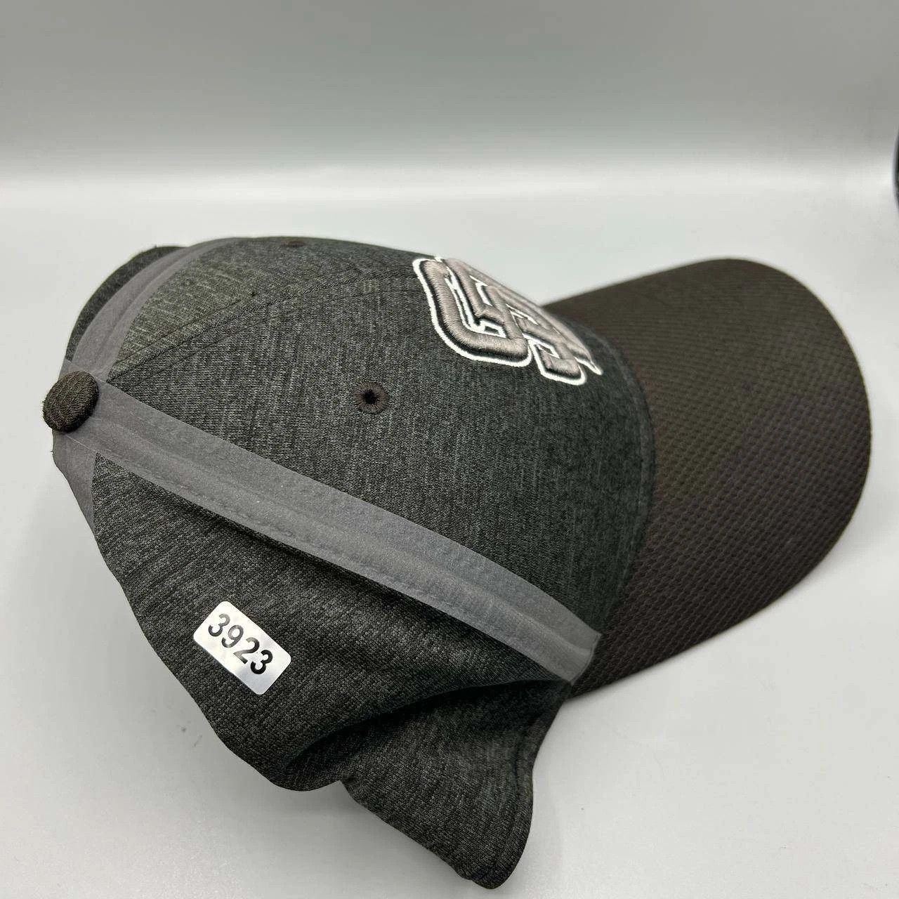 New Era San Diego Padres Hat Men L-XL Embroidered Stretch Fitted Cap Size ONE SIZE - 9 Thumbnail