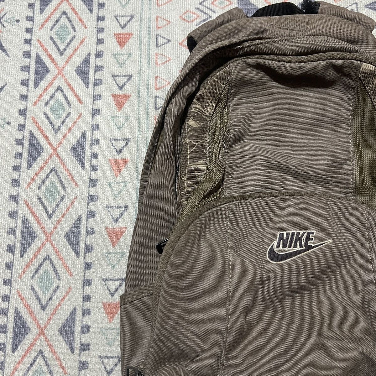 Nike Nike 20L bagpack Art Design Size ONE SIZE - 7 Thumbnail