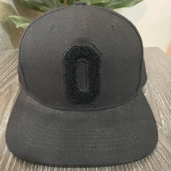 October's Very Own Rare OVO Hat🦉 Size ONE SIZE - 4 Thumbnail