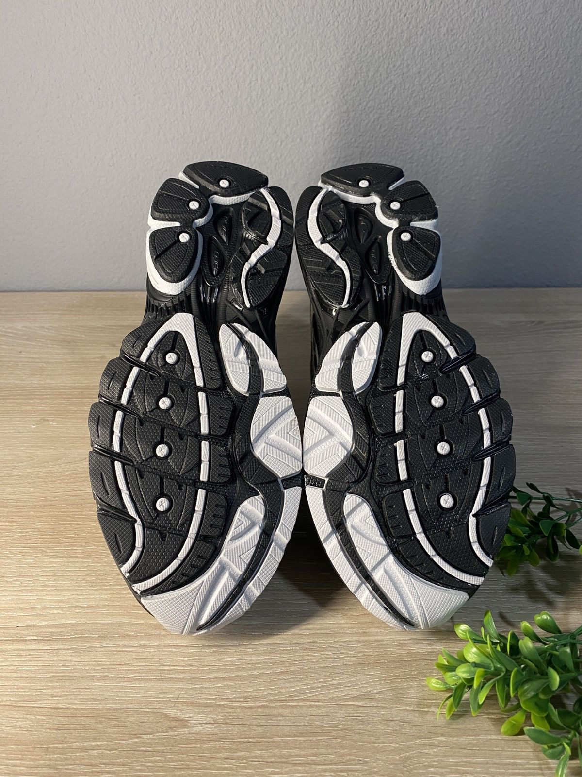 Saucony Saucony omni 9 black and grey Size US 8.5 / EU 41-42 - 6 Thumbnail