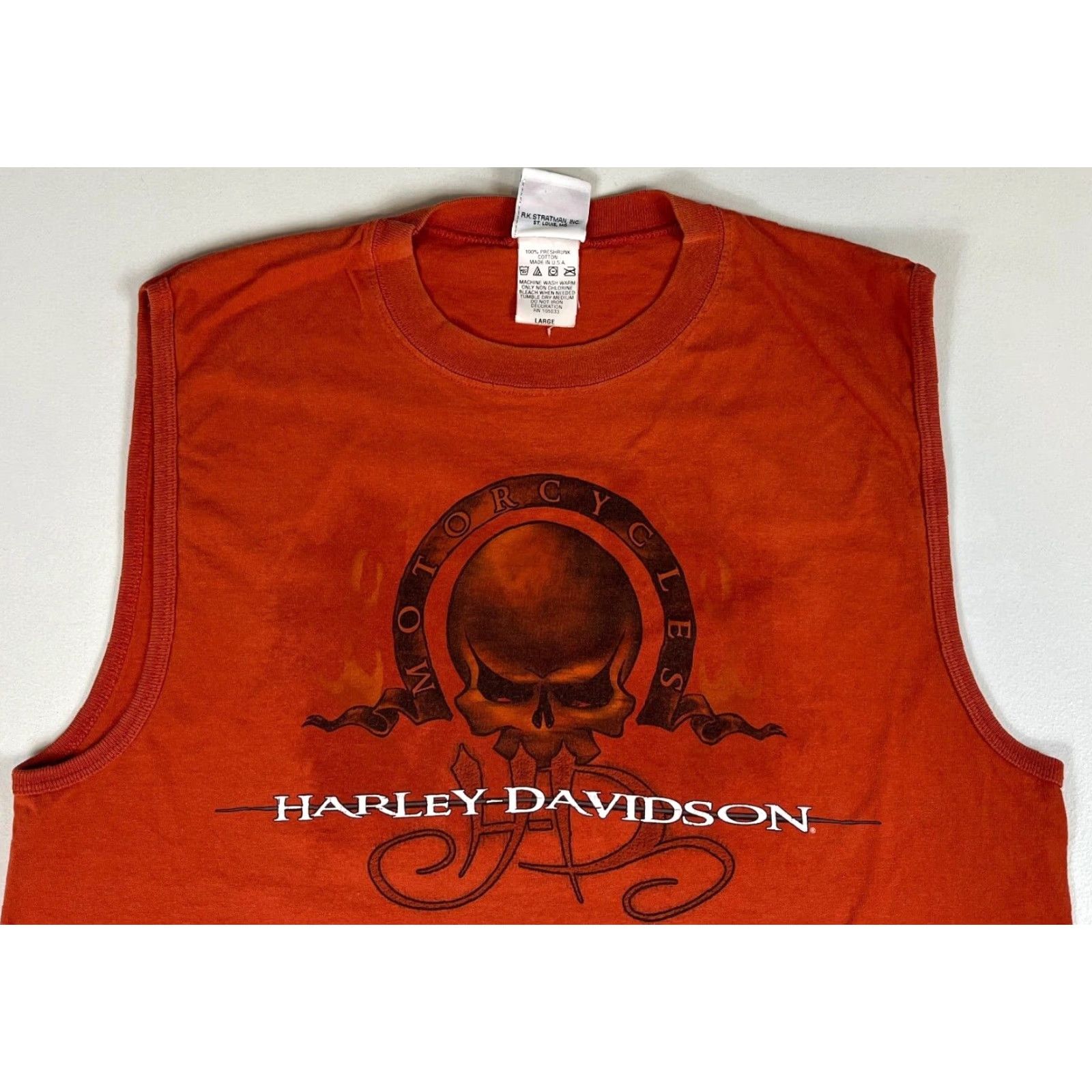 Harley Davidson VINTAGE Harley-Davidson Maui, Hawaii Sleeveless Tee Mens T-Shirt L Burnt Orange 2006 Made in USA Shirt Size US L / EU 52-54 / 3 - 5 Thumbnail
