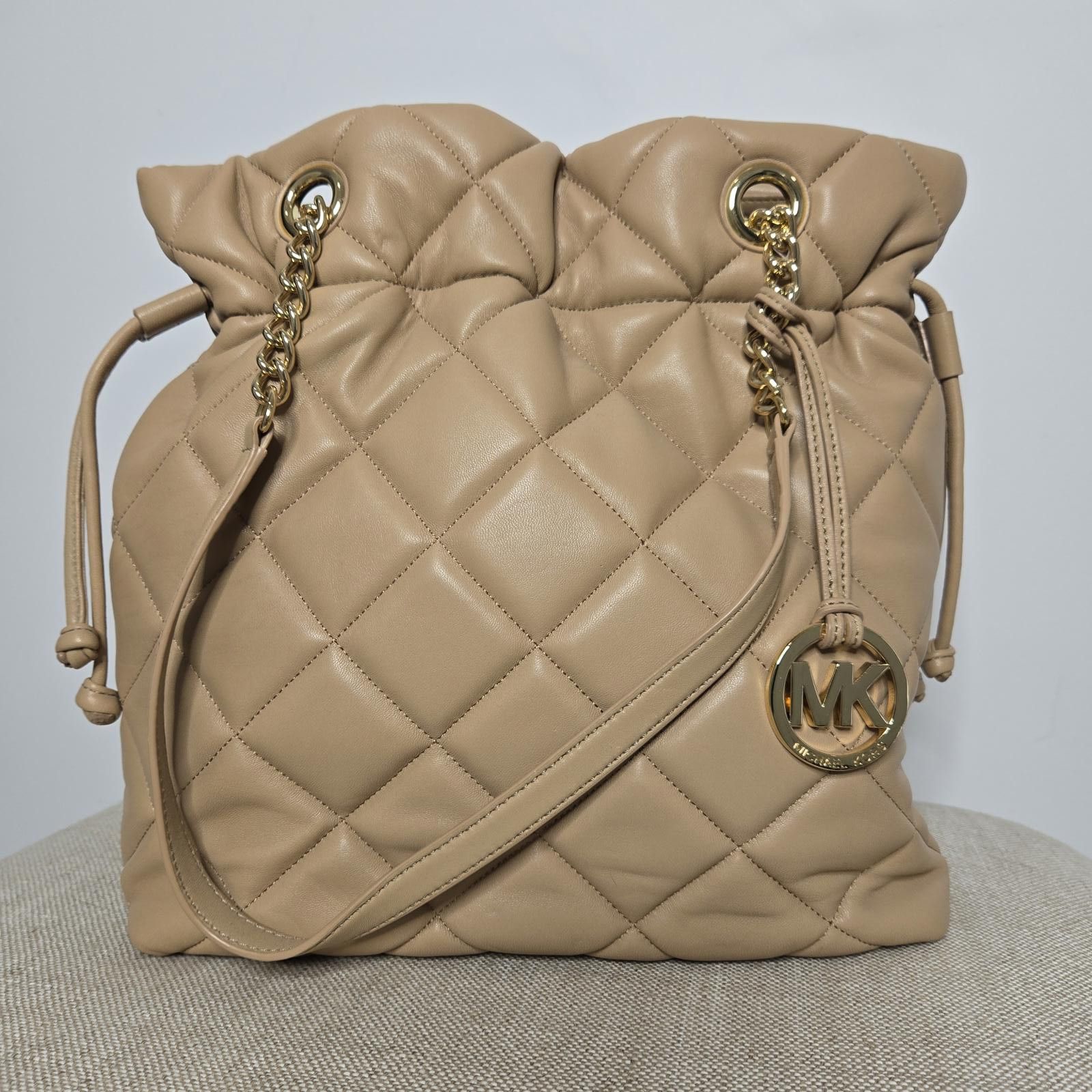 Michael Kors Michael Kors Bag Leather Quilted Drawstring Tote New W/ Tag Size ONE SIZE - 2 Thumbnail