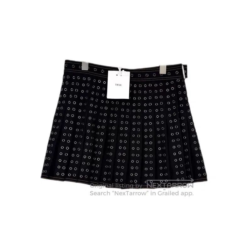 Dior Dior Black rivet fixed belt short skirt Size 24" / US 00 / IT 34 - 1 Thumbnail