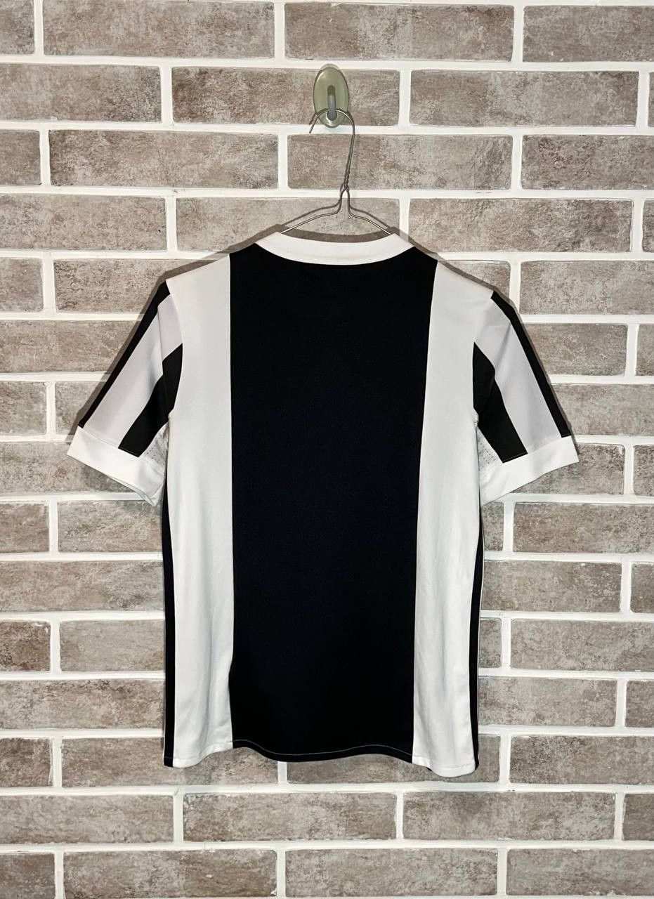 Adidas Juventus 2017-18 adidas Home football Shirt Jersey Boys Size US XXS / EU 40 - 6 Thumbnail