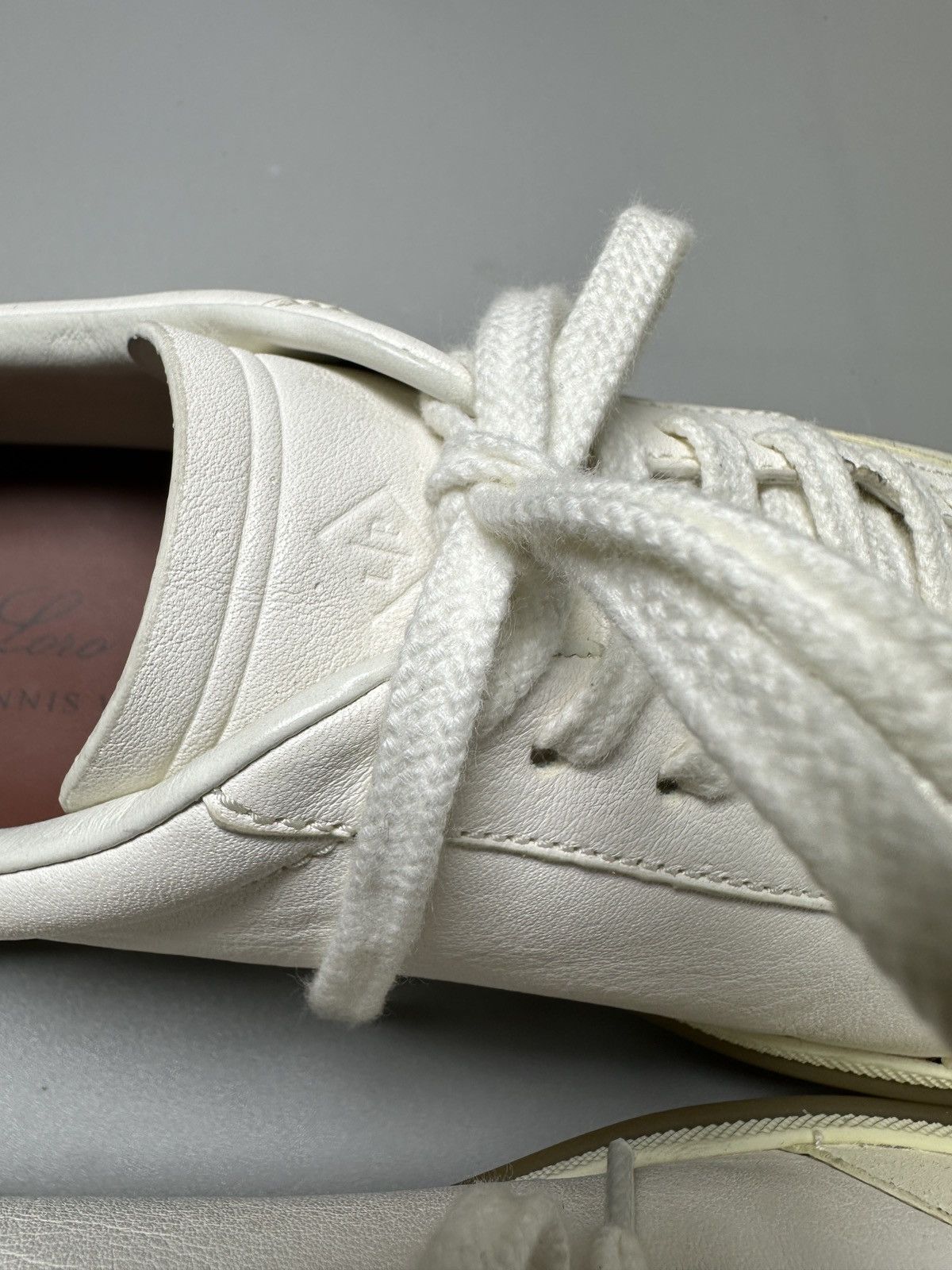 Loro Piana Loro Piana — Tennis Walk Size US 7 / EU 40 - 13 Thumbnail
