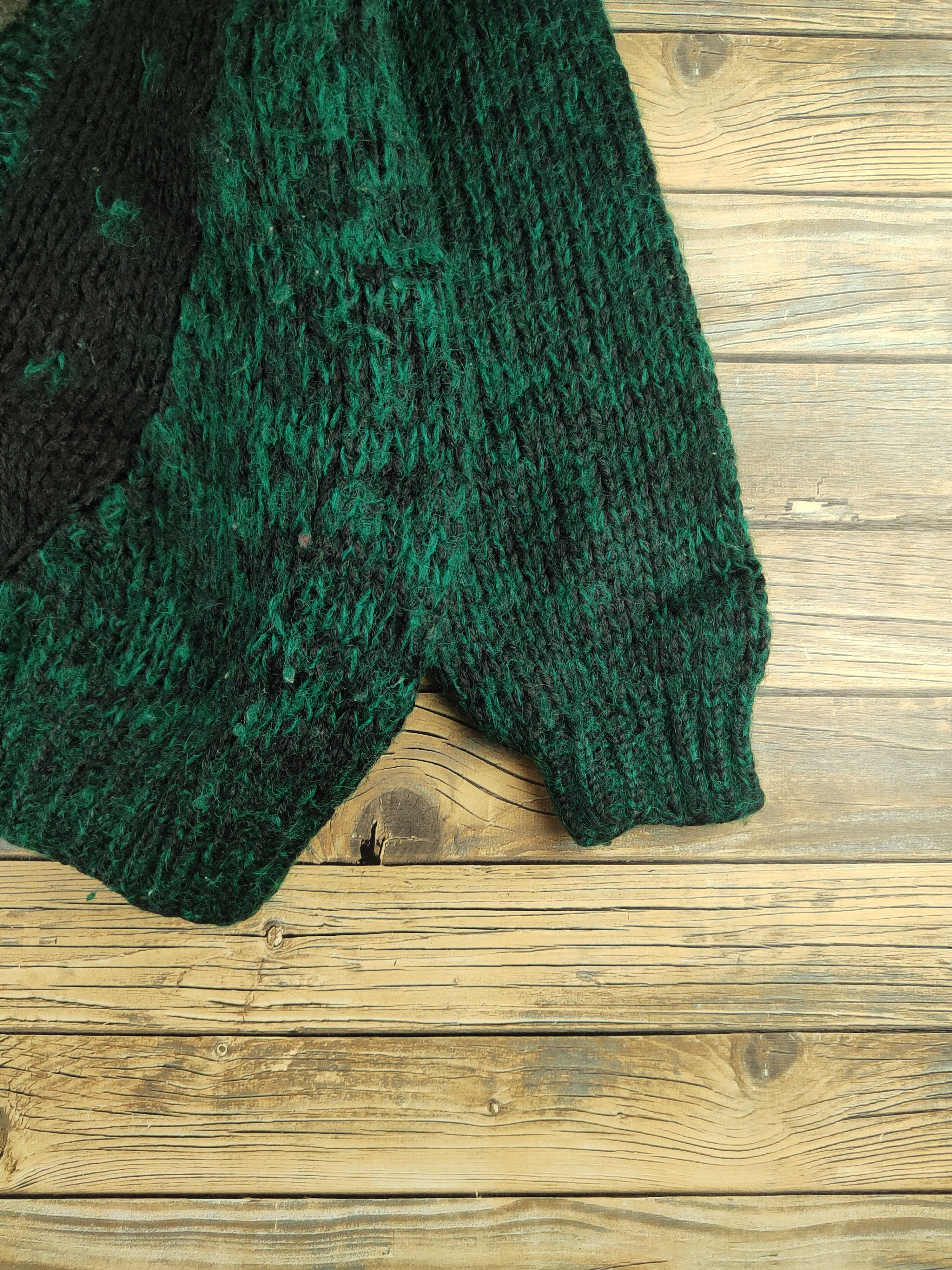 Handmade DL Japan hand knitting vintage Green Sweatshirts #46-436 Size US M / EU 48-50 / 2 - 6 Thumbnail