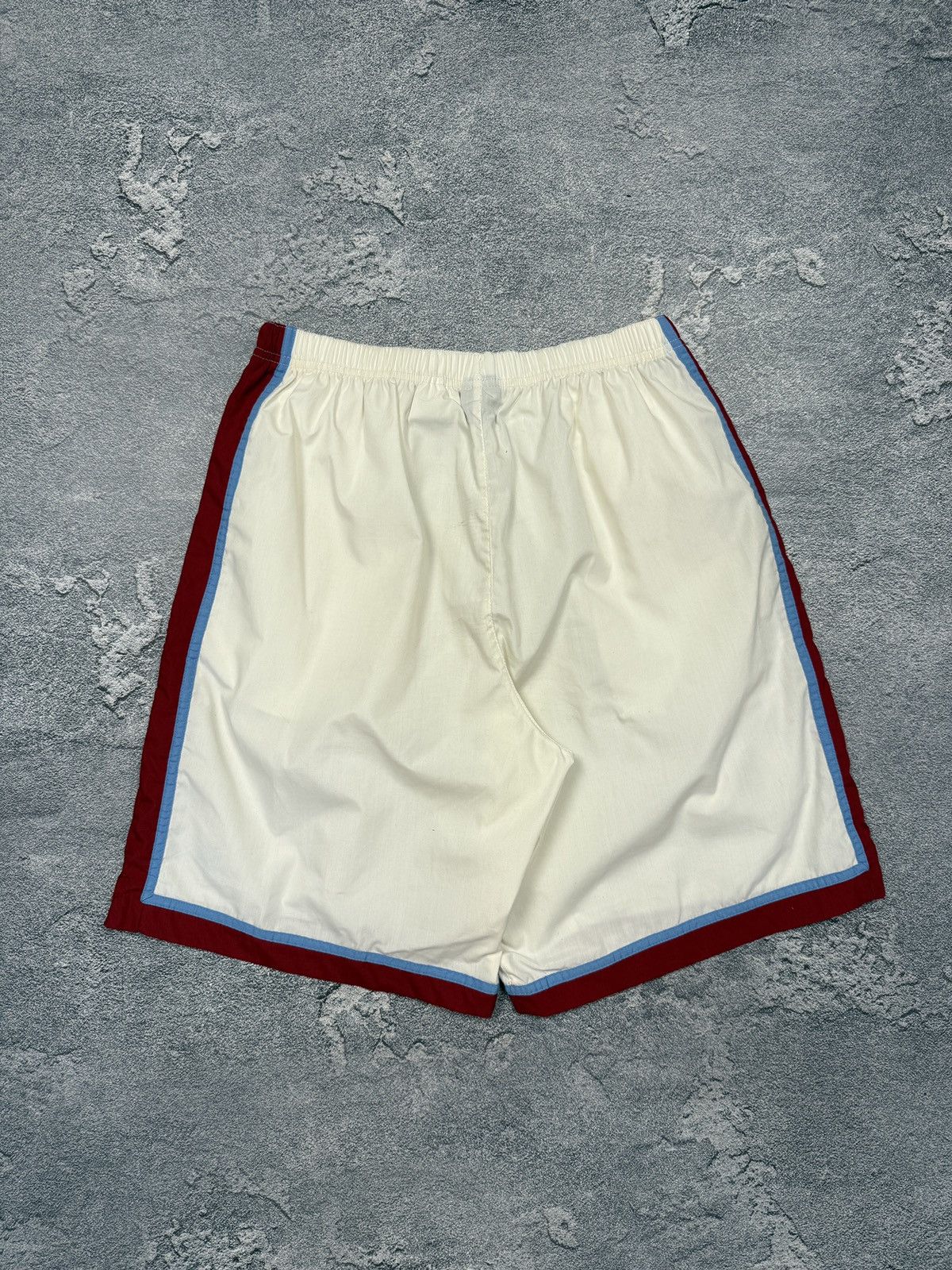 Vintage Crazy Vintage Y2K Nike Shorts White Size US 34 / EU 50 - 2 Thumbnail