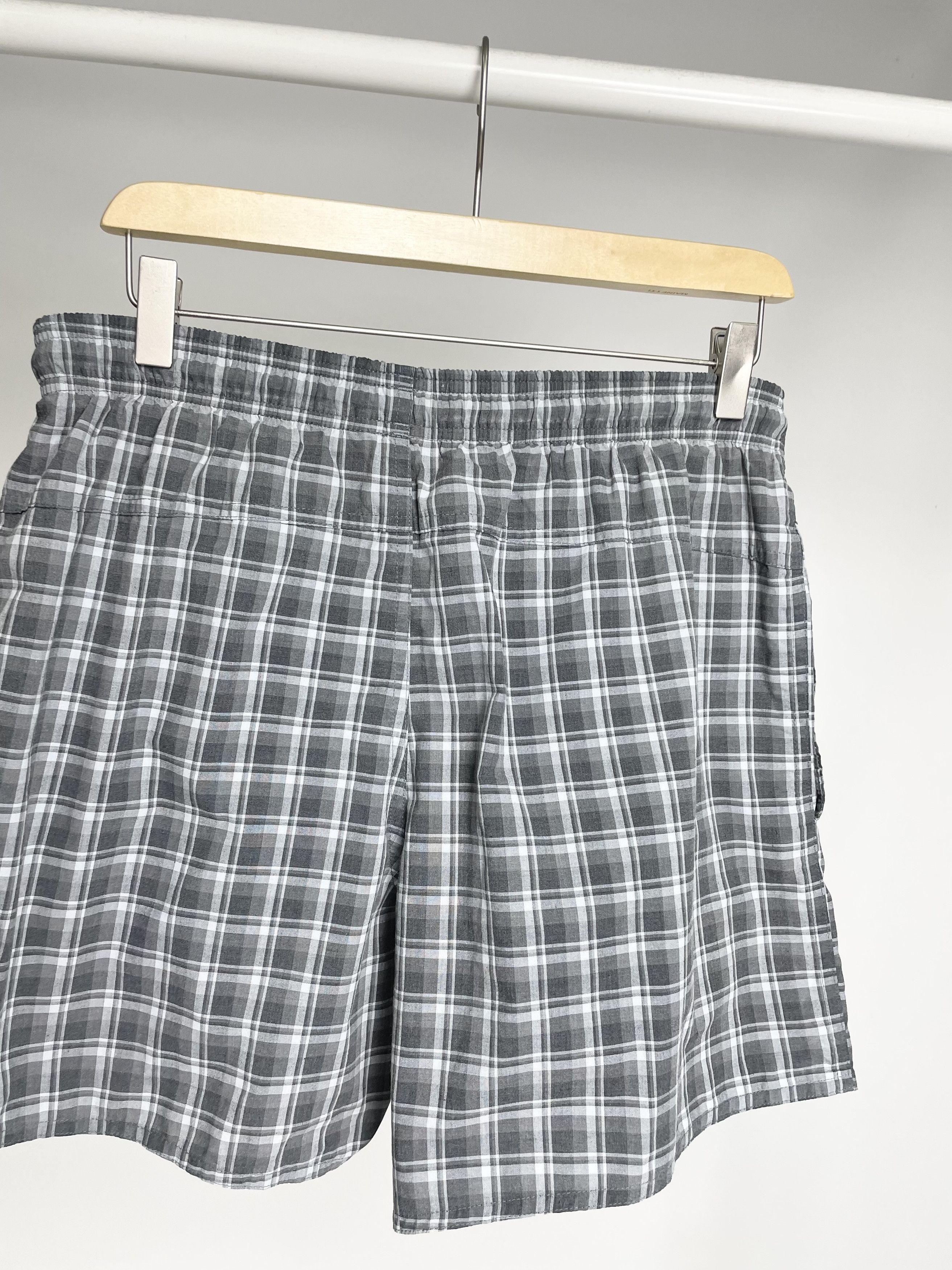 Adidas Adidas Vintage Checkered Plaid Gray White Nylon Beach Shorts Size US 32 / EU 48 - 10 Thumbnail