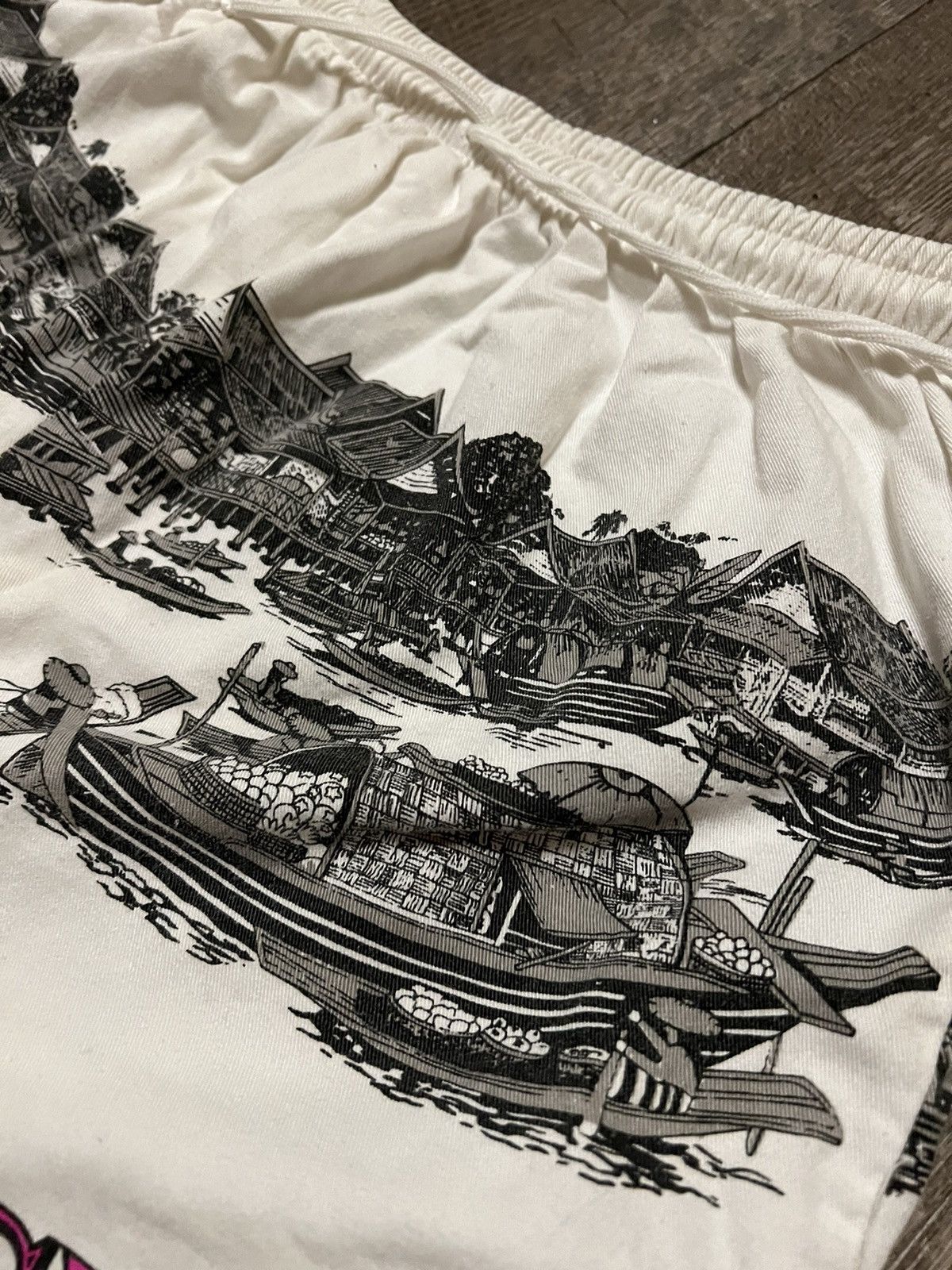 Vintage Vintage Bangkok AOP Shorts Size Medium - Large Size US 34 / EU 50 - 3 Thumbnail