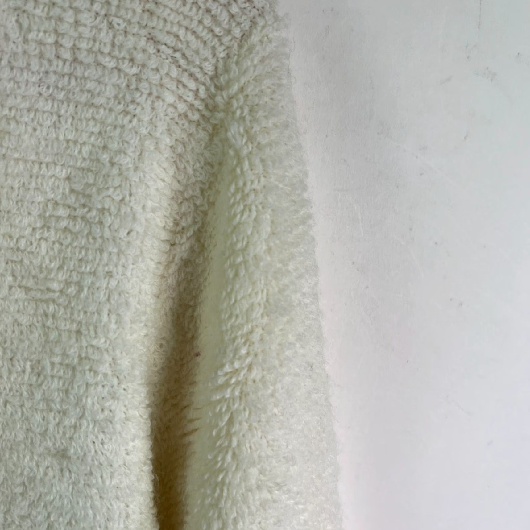 Vintage Super Soft Chunky-Knit V-Neck Sweater Womens Size S White Casual Party Travel Size S / US 4 / IT 40 - 2 Thumbnail
