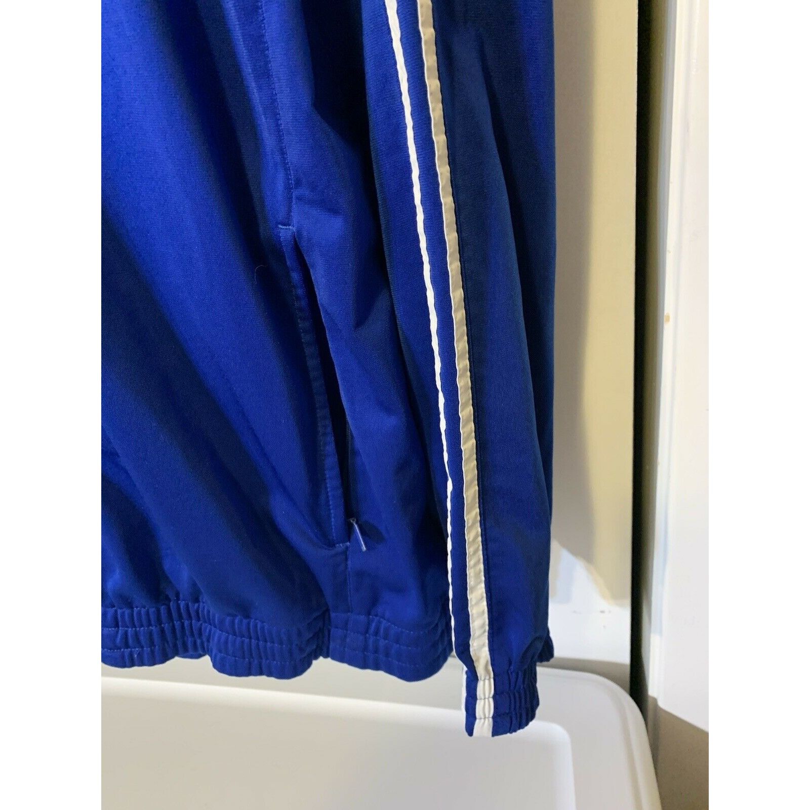 Adidas VINTAGE Adidas Full Zip Track Jacket Men’s Sz XL Blue White Size US XL / EU 56 / 4 - 5 Thumbnail