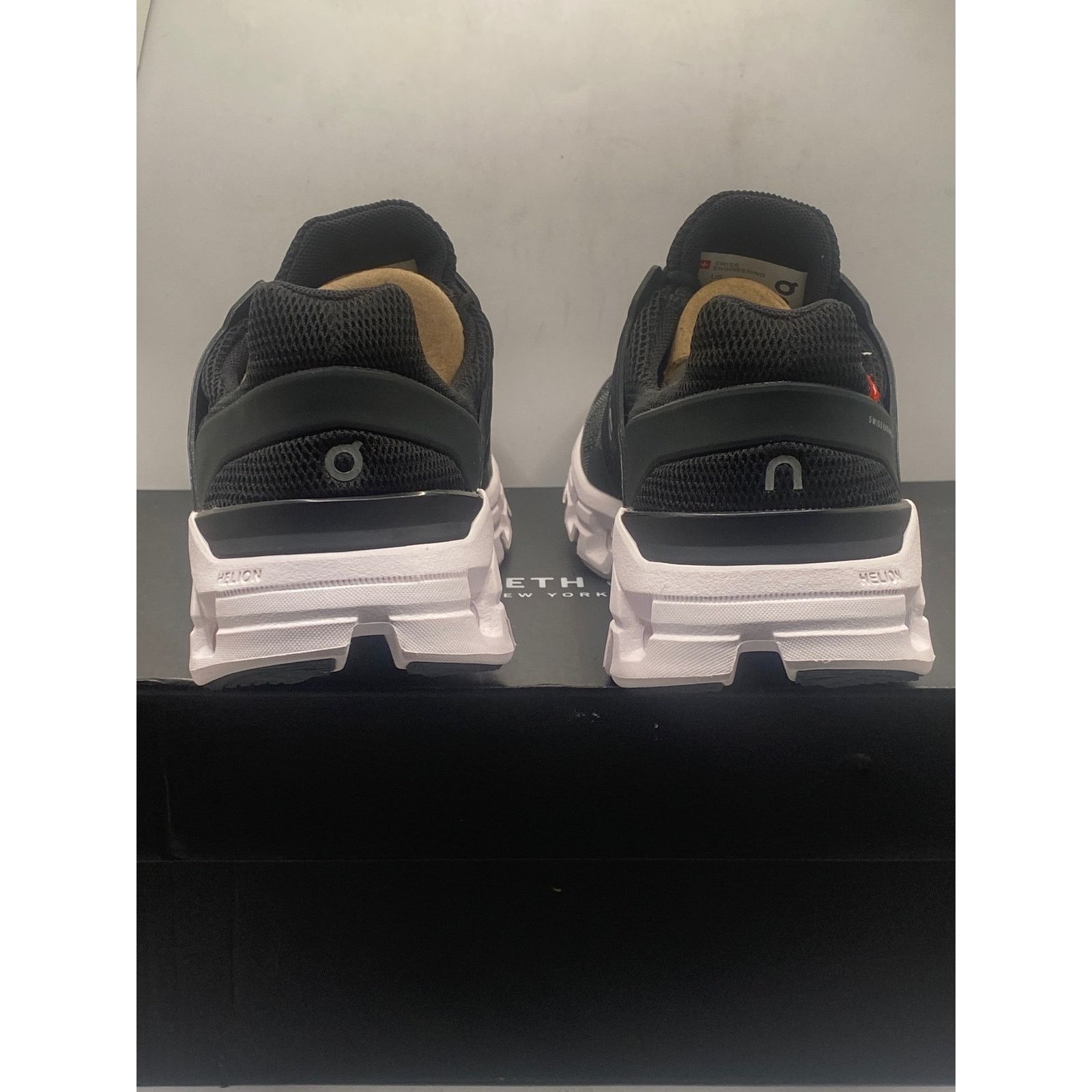 On On Cloud X 3AD Women’s Running Shoes Black/White, Size 8 Size US 8 / IT 38 - 4 Thumbnail